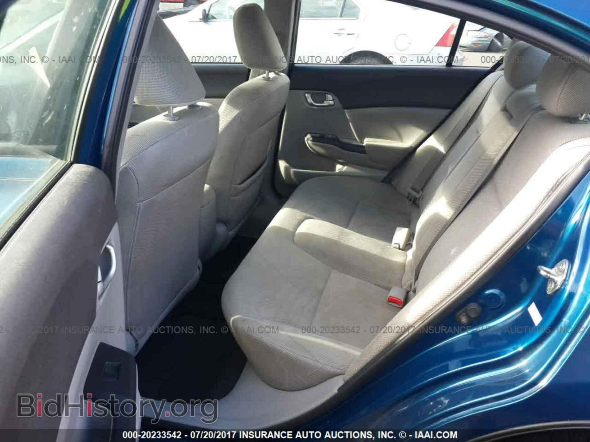 2012 Honda Civic - VIN: 2HGFB2F8XCH501105 - Photo 8