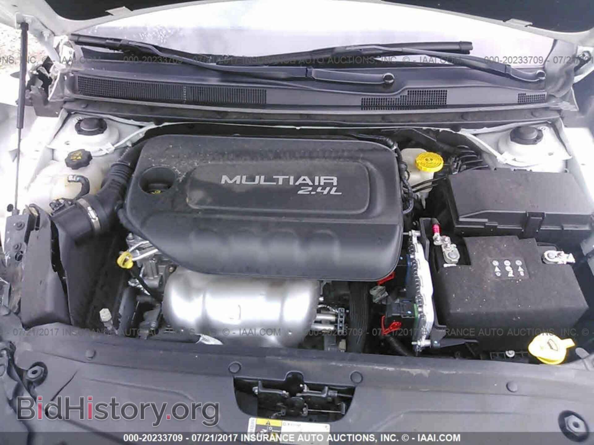 2015 Chrysler 200 - VIN: 1C3CCCAB1FN641258 - Фото 10