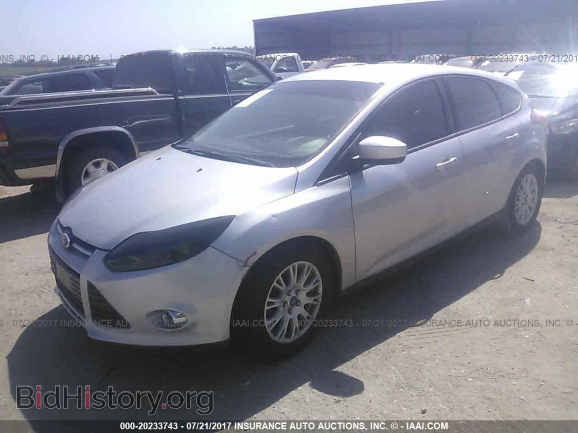 2012 Ford Focus - VIN: 1FAHP3K24CL178940 - Photo 2