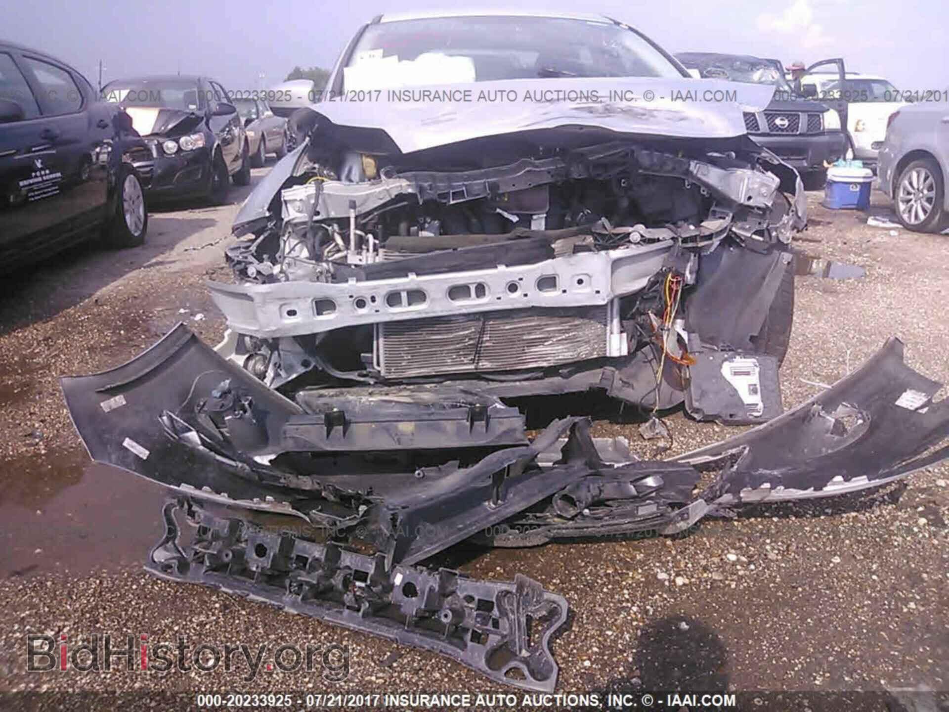 2012 Ford Focus - VIN: 1FAHP3F23CL126015 - Photo 6