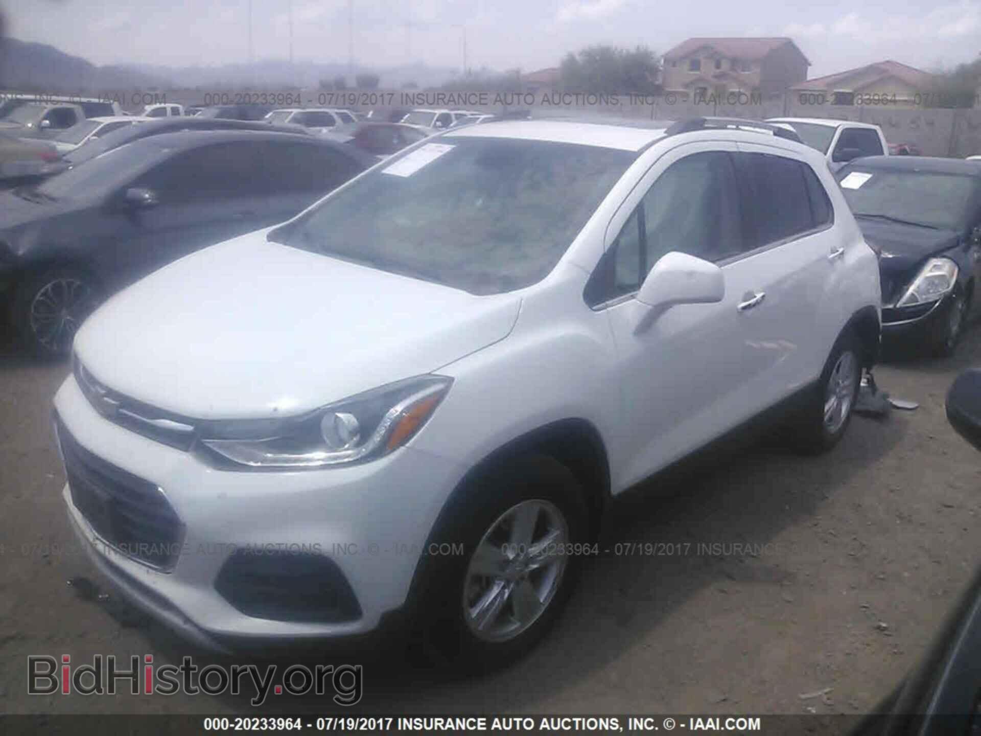 2017 Chevrolet Trax - VIN: KL7CJLSB9HB054159 - Фото 2