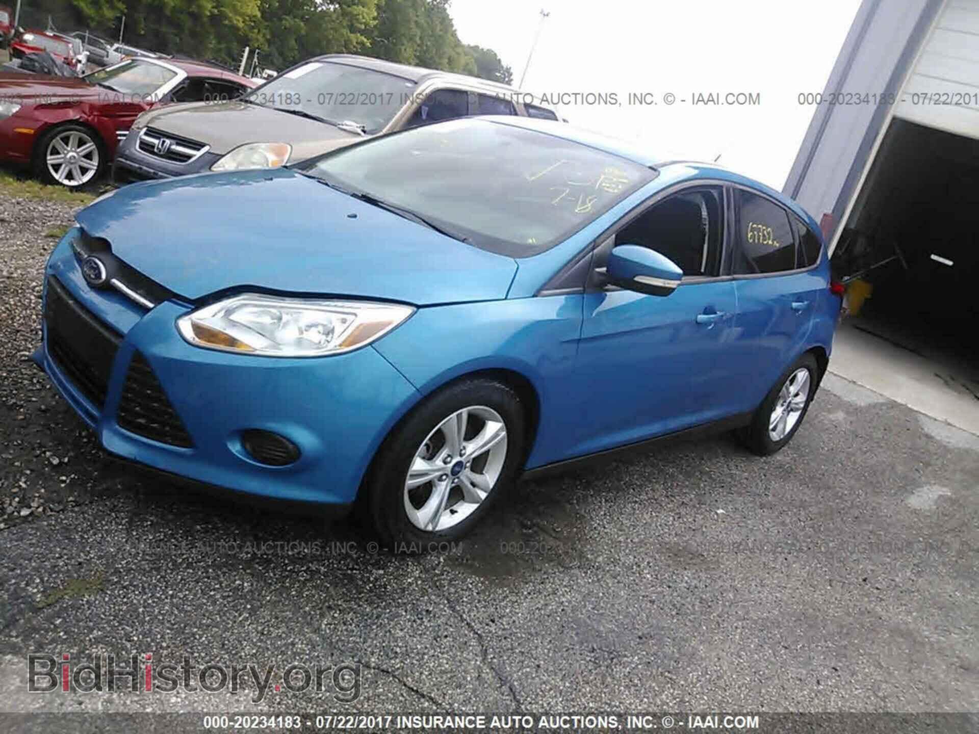 2013 Ford Focus - VIN: 1FADP3K21DL225941 - Фото 2