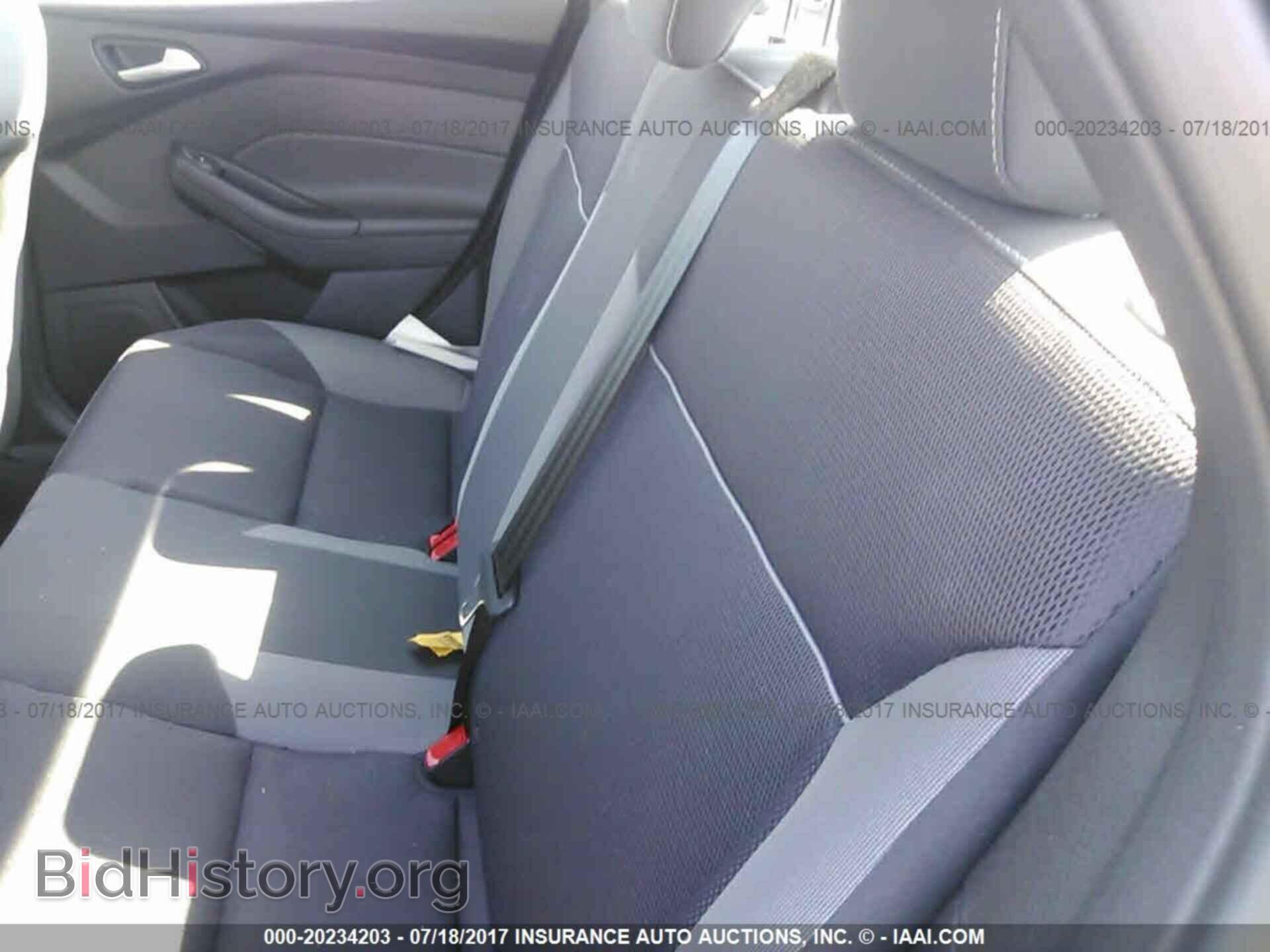 2014 Ford Focus - VIN: 1FADP3F2XEL370116 - Photo 8