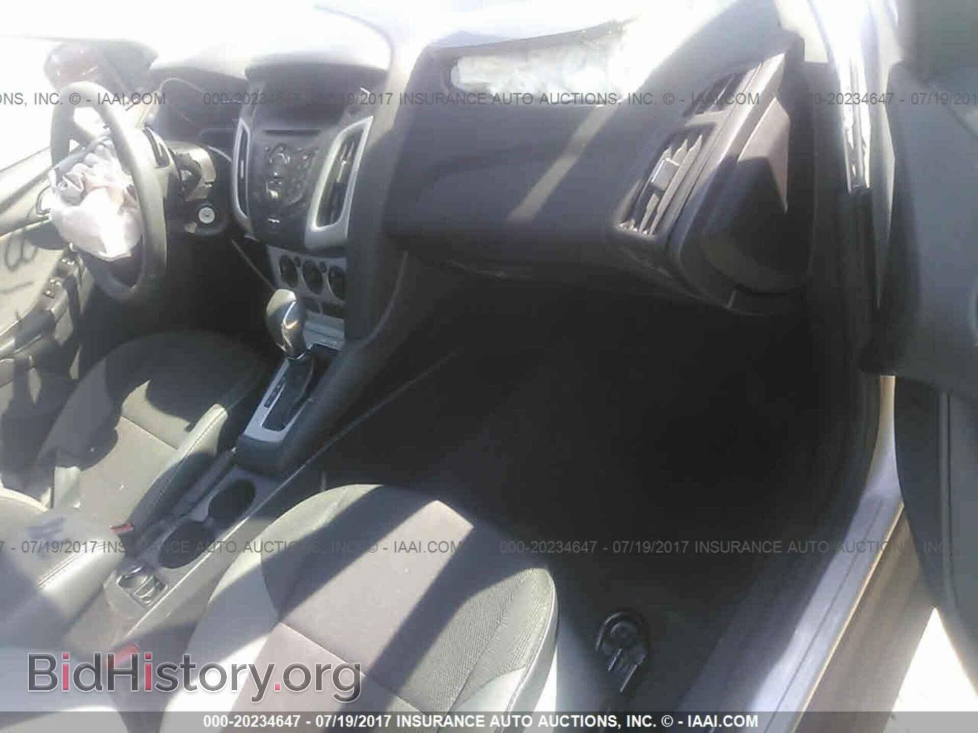 2014 Ford Focus - VIN: 1FADP3F24EL367521 - Photo 5