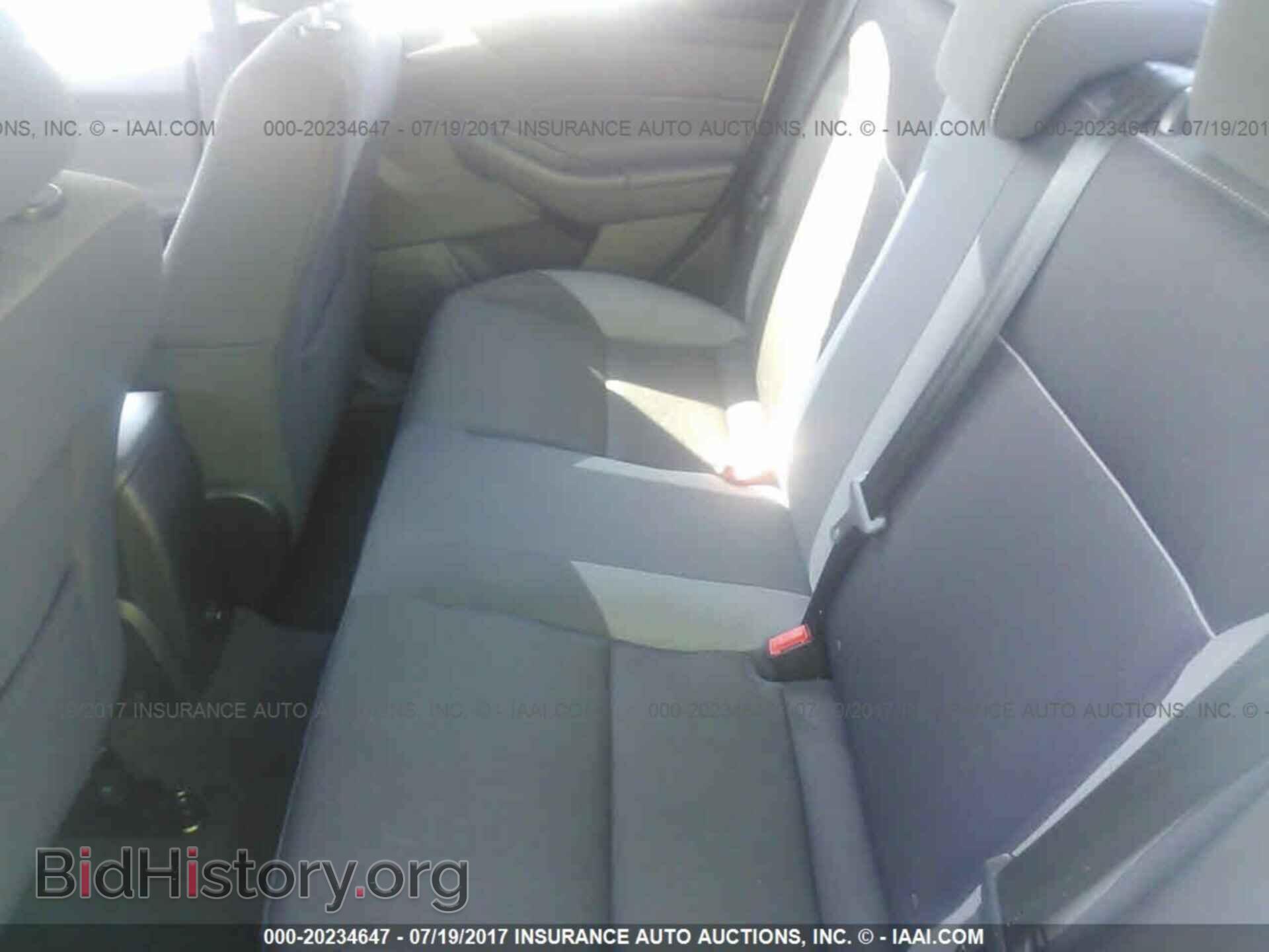 2014 Ford Focus - VIN: 1FADP3F24EL367521 - Photo 8