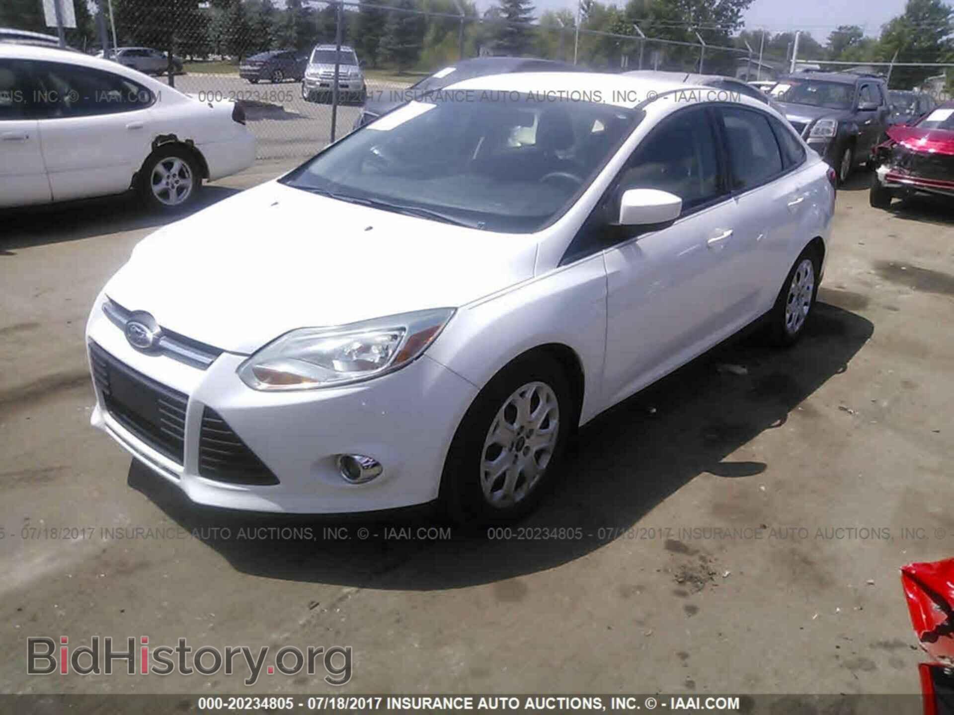2012 Ford Focus - VIN: 1FAHP3F26CL311630 - Photo 2