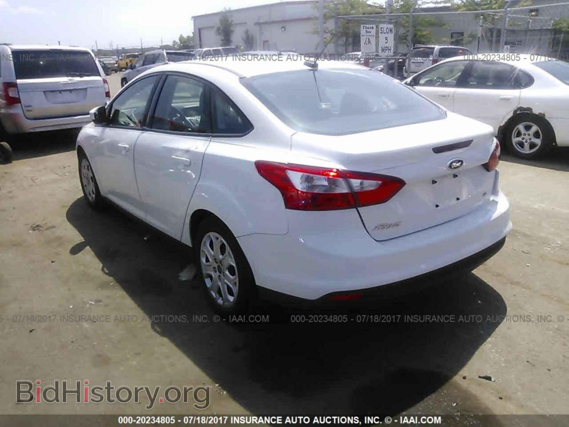 2012 Ford Focus - VIN: 1FAHP3F26CL311630 - Photo 3