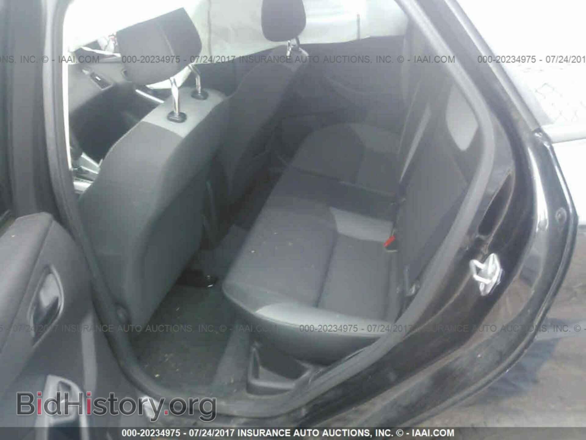 2012 Ford Focus - VIN: 1FAHP3F25CL101309 - Photo 8