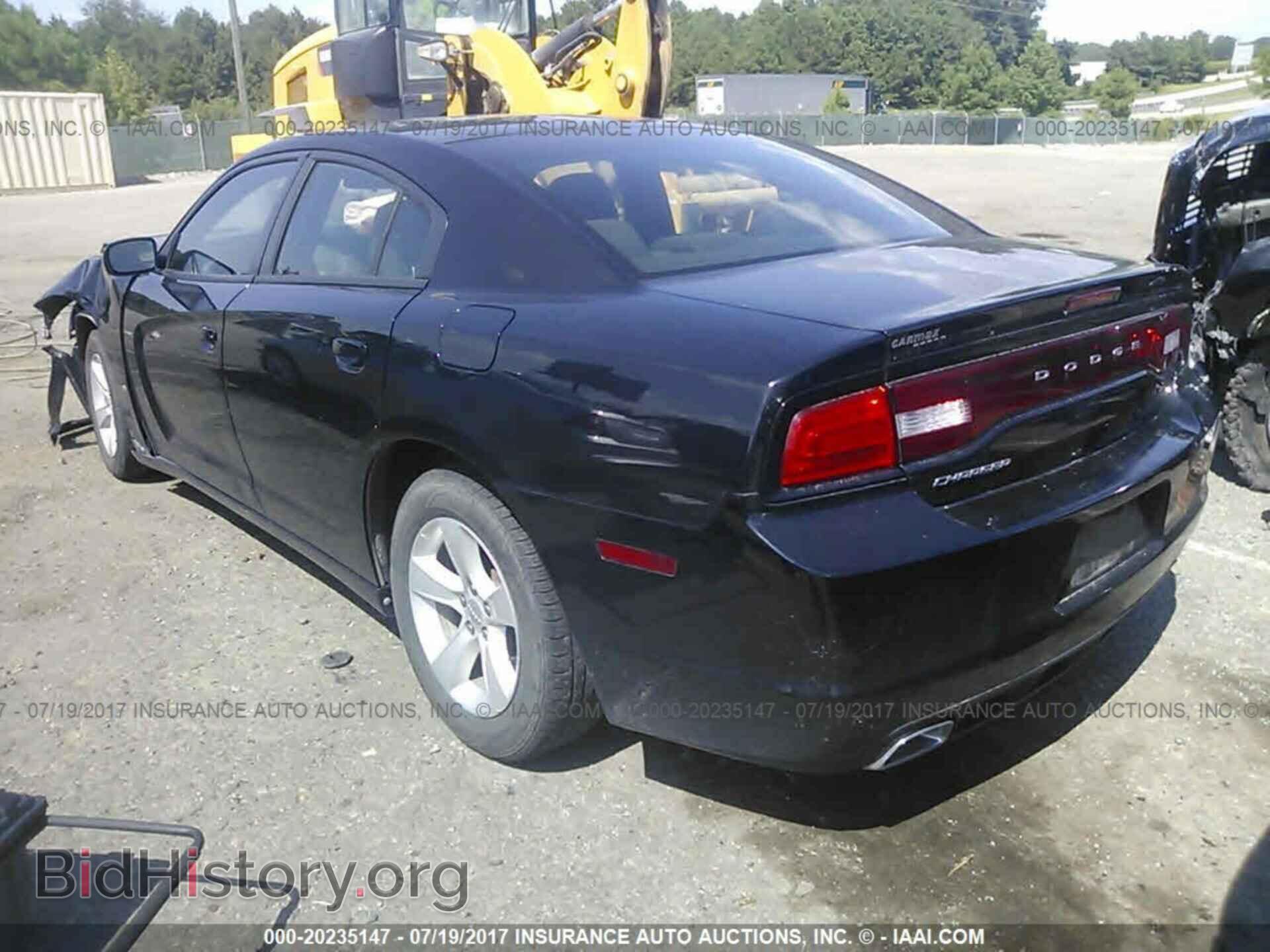 2013 Dodge Charger - VIN: 2C3CDXBG2DH507184 - Photo 3