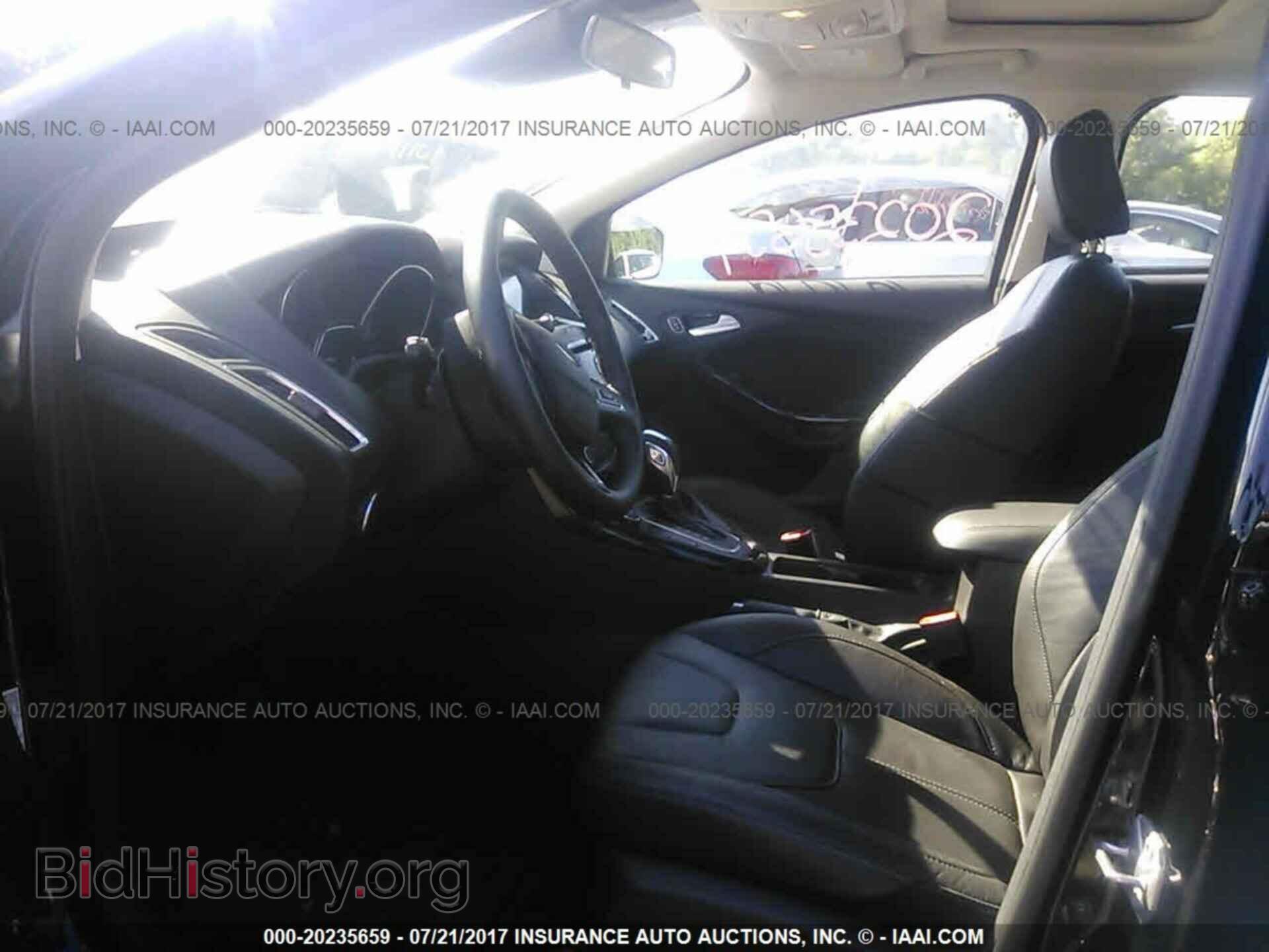 2016 Ford Focus - VIN: 1FADP3N26GL303890 - Фото 5