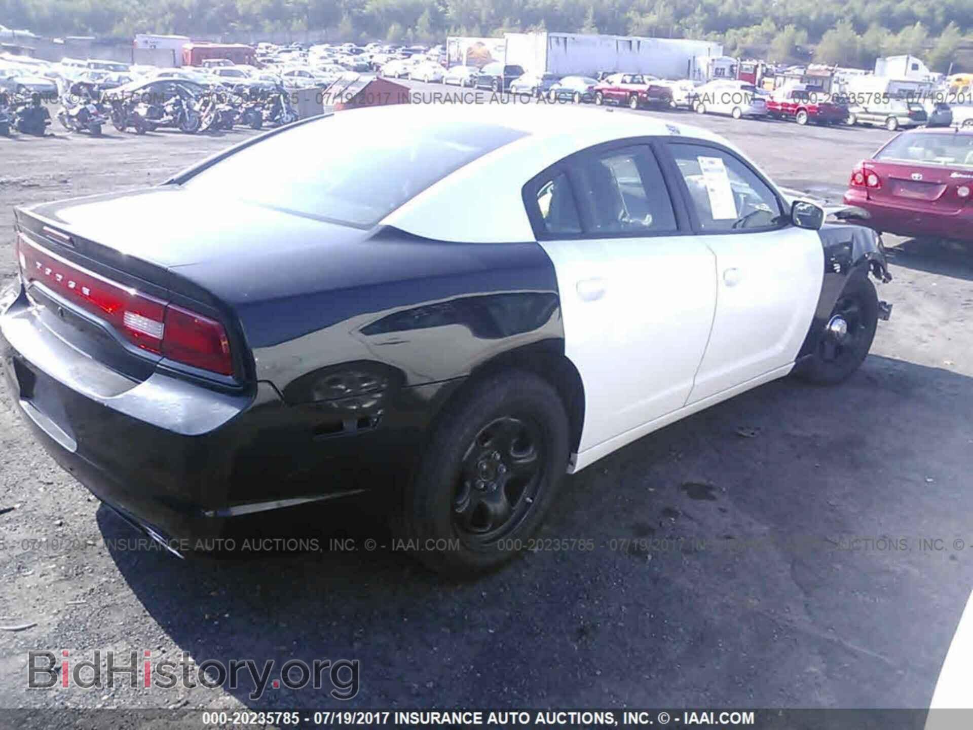 2012 Dodge Charger - VIN: 2C3CDXAT1CH226510 - Фото 4