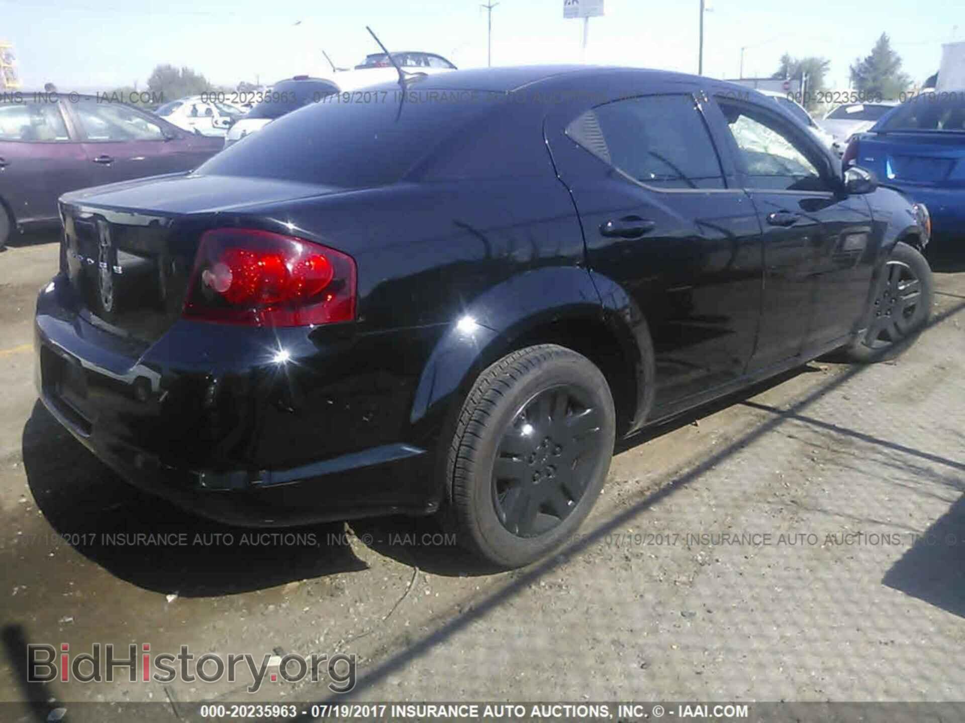 2011 Dodge Avenger - VIN: 1B3BD4FB7BN626083 - Фото 4