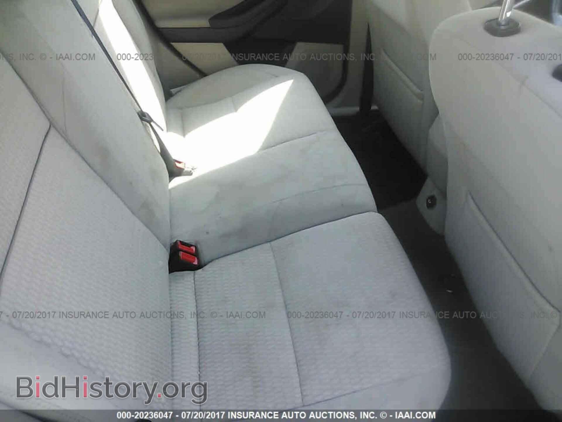 2012 Ford Focus - VIN: 1FAHP3M28CL107186 - Photo 8