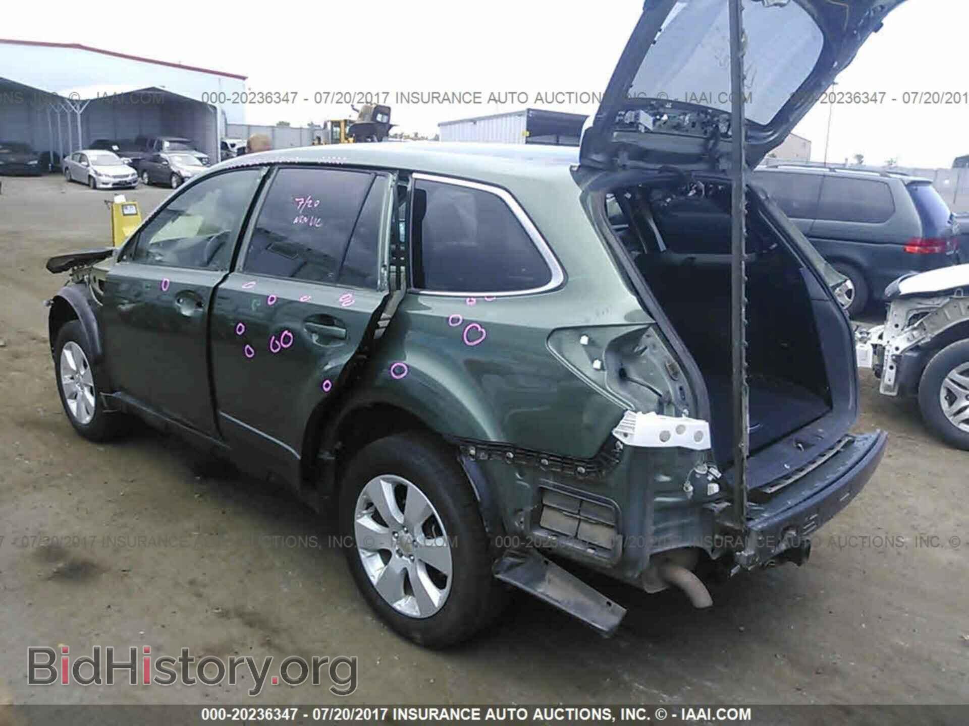 2012 Subaru Outback - VIN: 4S4BRCHC6C3206212 - Photo 3
