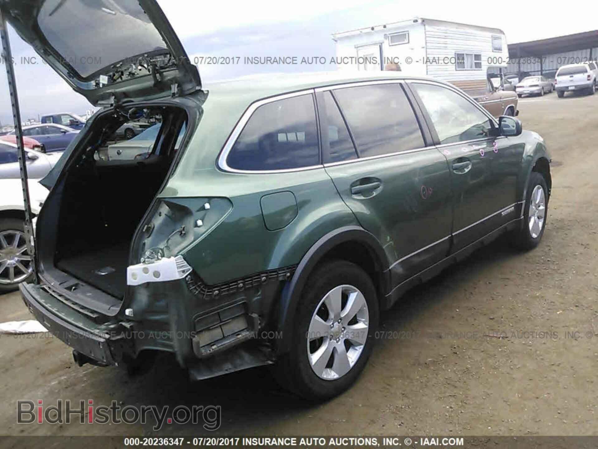 2012 Subaru Outback - VIN: 4S4BRCHC6C3206212 - Photo 4