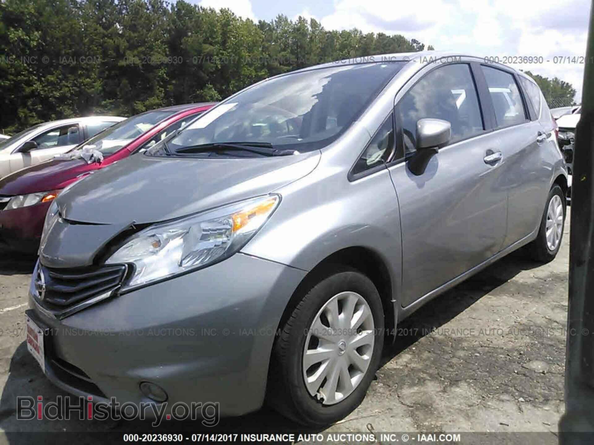 2015 Nissan Versa note - VIN: 3N1CE2CP7FL437656 - Фото 2