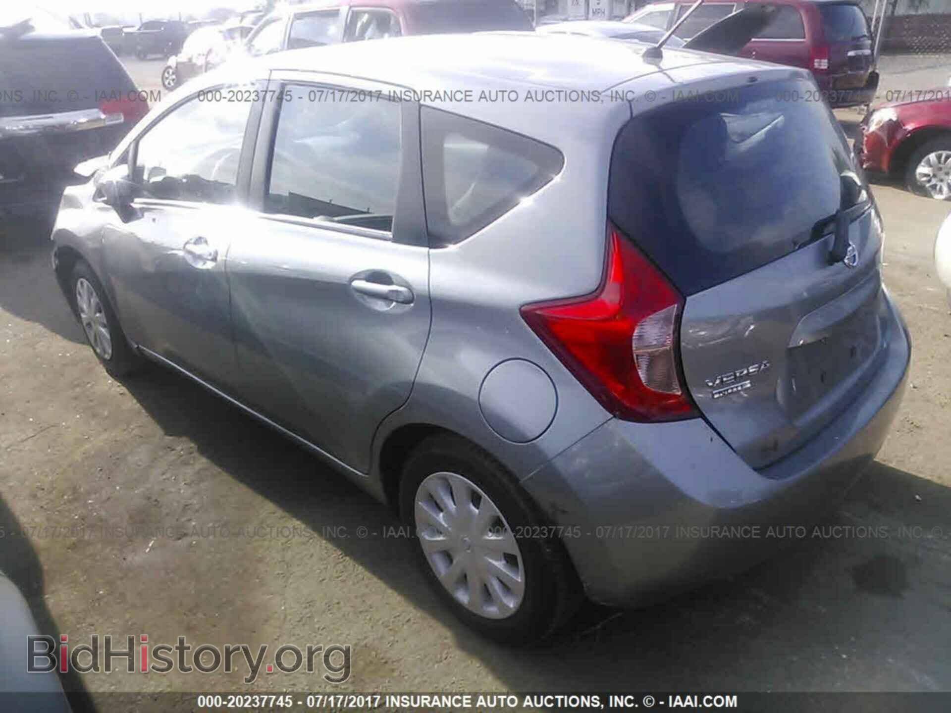 2015 Nissan Versa note - VIN: 3N1CE2CP6FL421898 - Фото 3