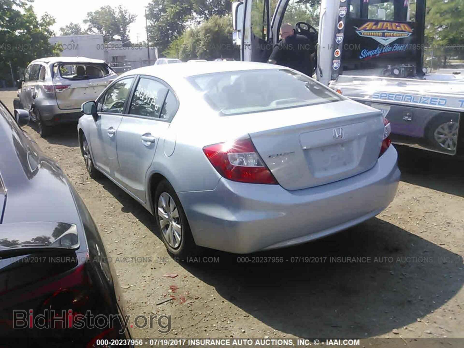 2012 Honda Civic - VIN: 19XFB2F52CE315137 - Фото 3
