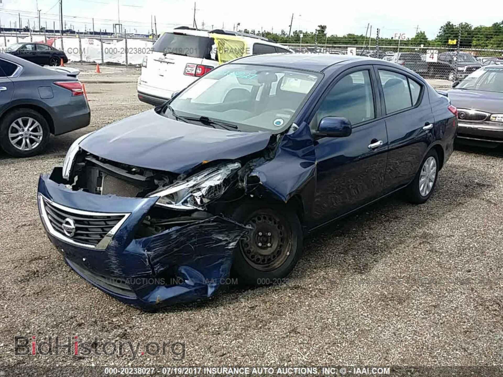 2014 Nissan Versa - VIN: 3N1CN7AP5EL801670 - Фото 2