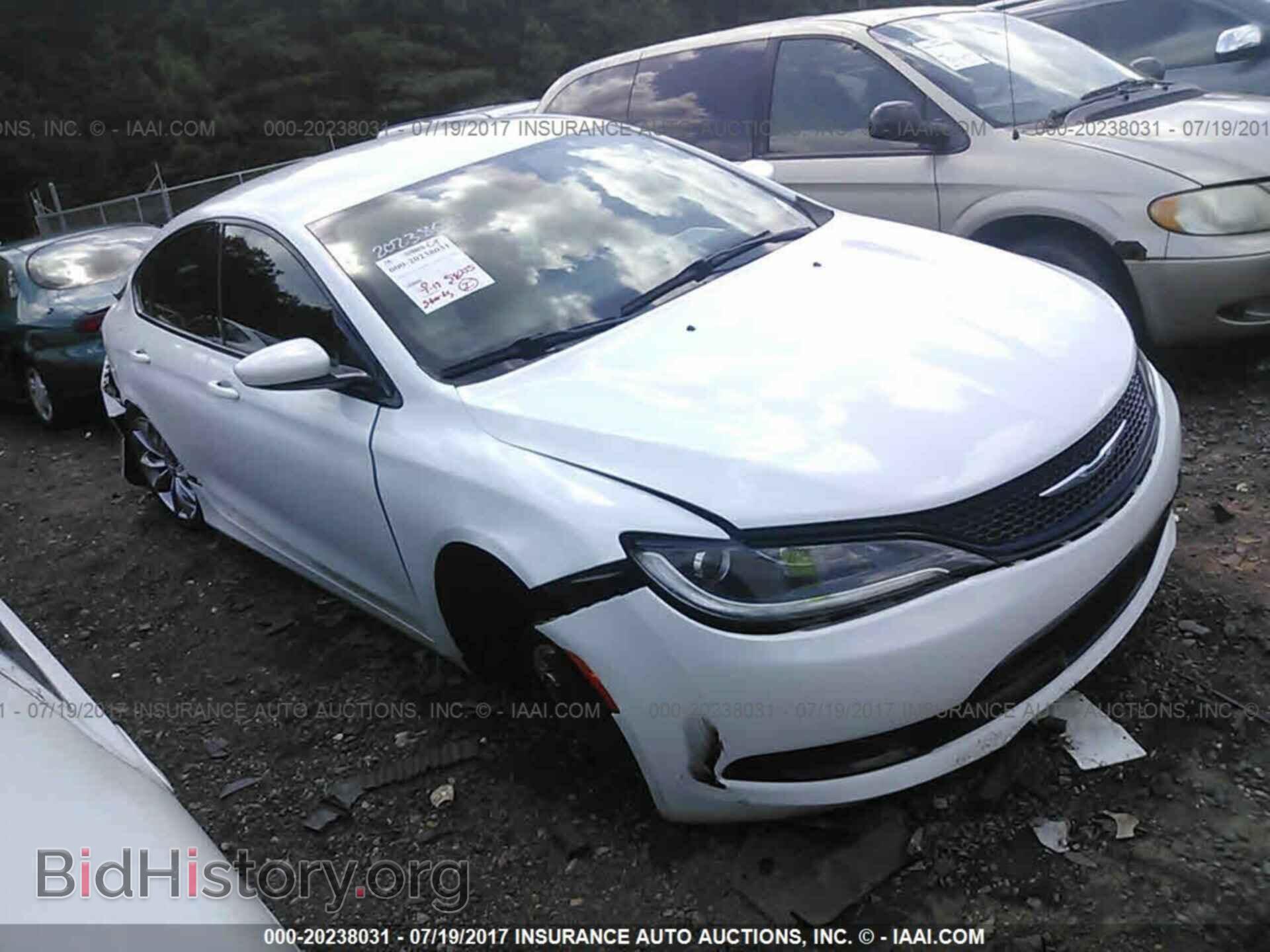 Photo 1C3CCCBB2FN586821 - Chrysler 200 2015
