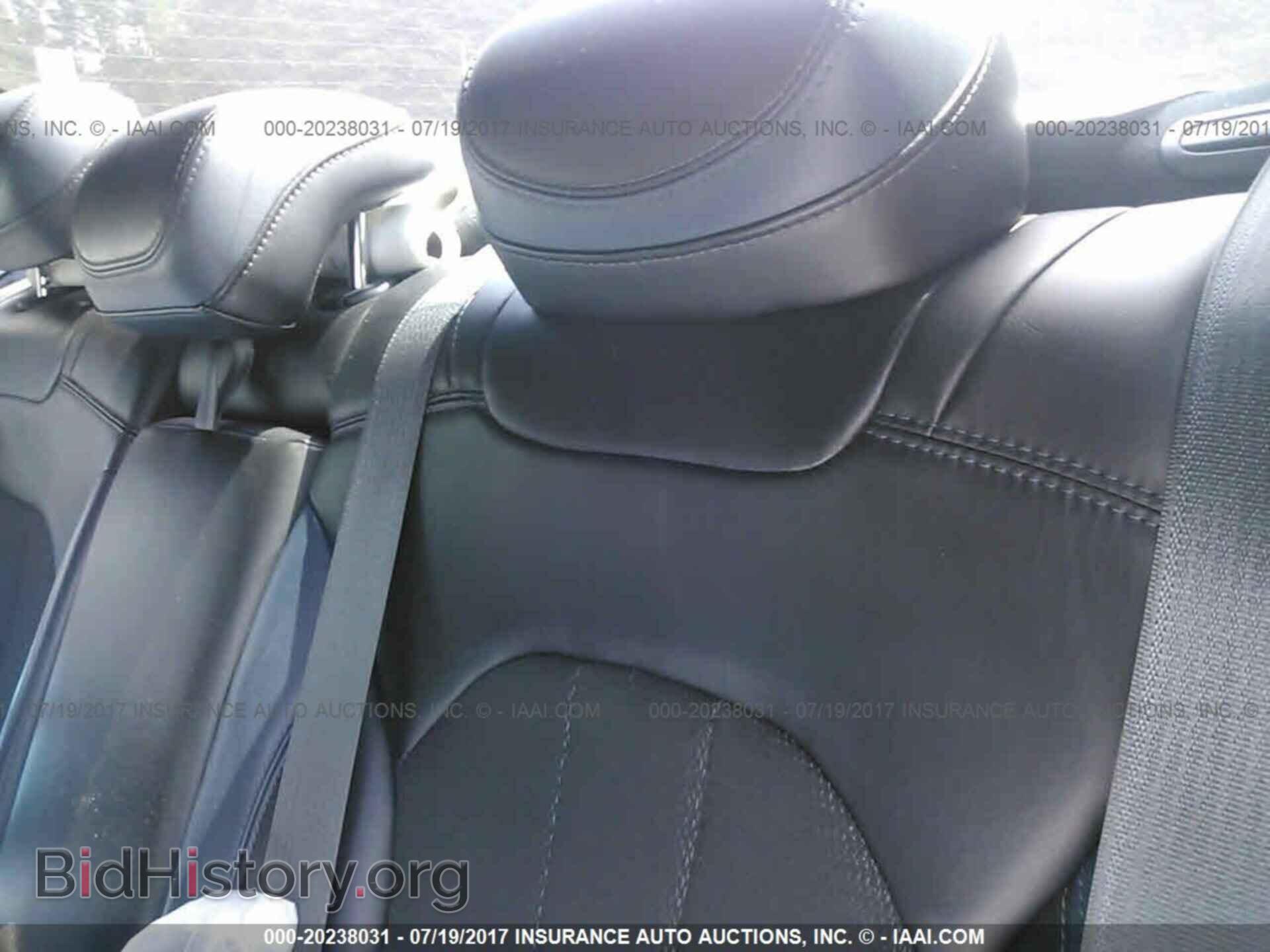 2015 Chrysler 200 - VIN: 1C3CCCBB2FN586821 - Photo 8