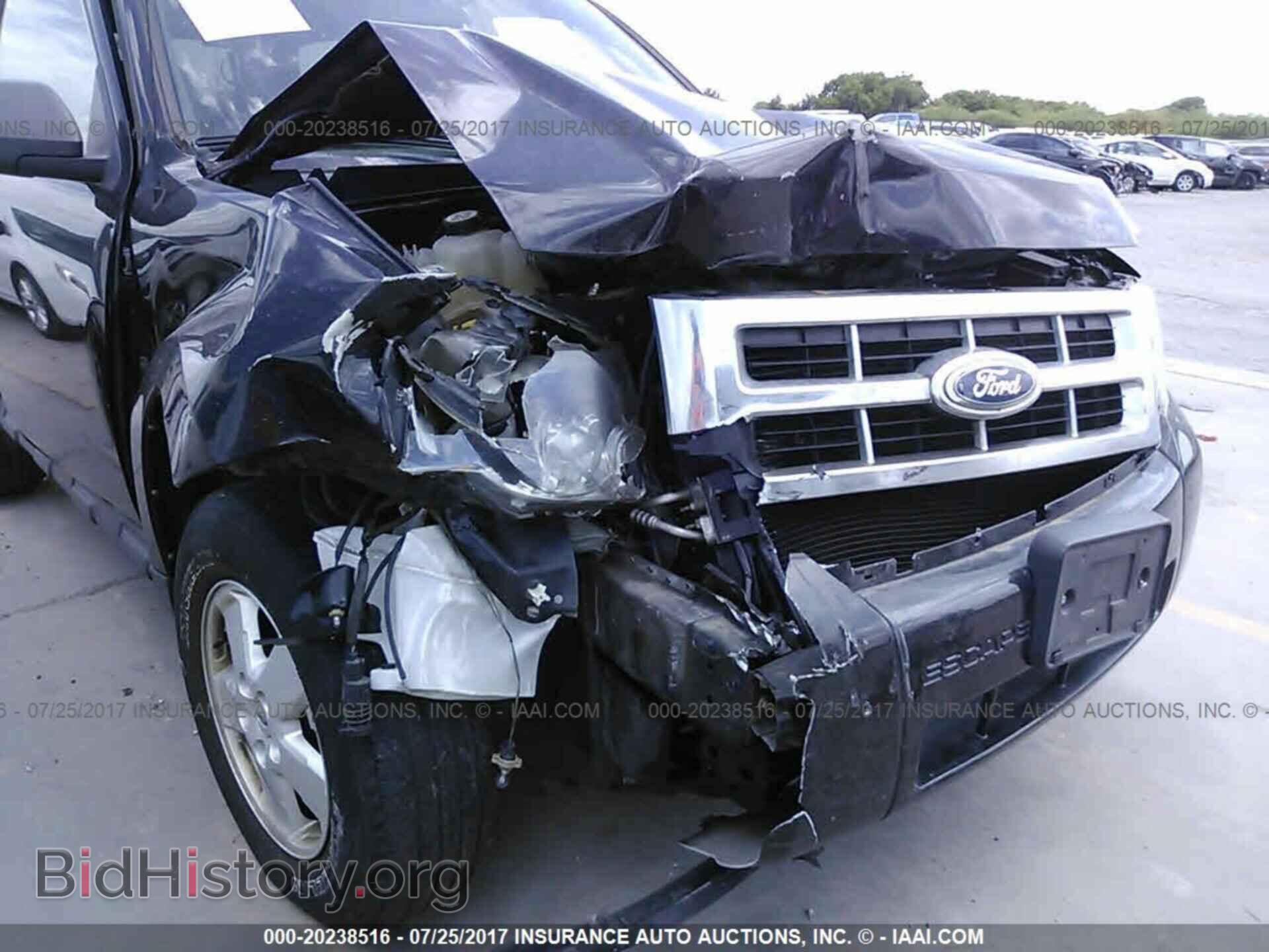 2011 Ford Escape - VIN: 1FMCU9DG6BKA82588 - Photo 6