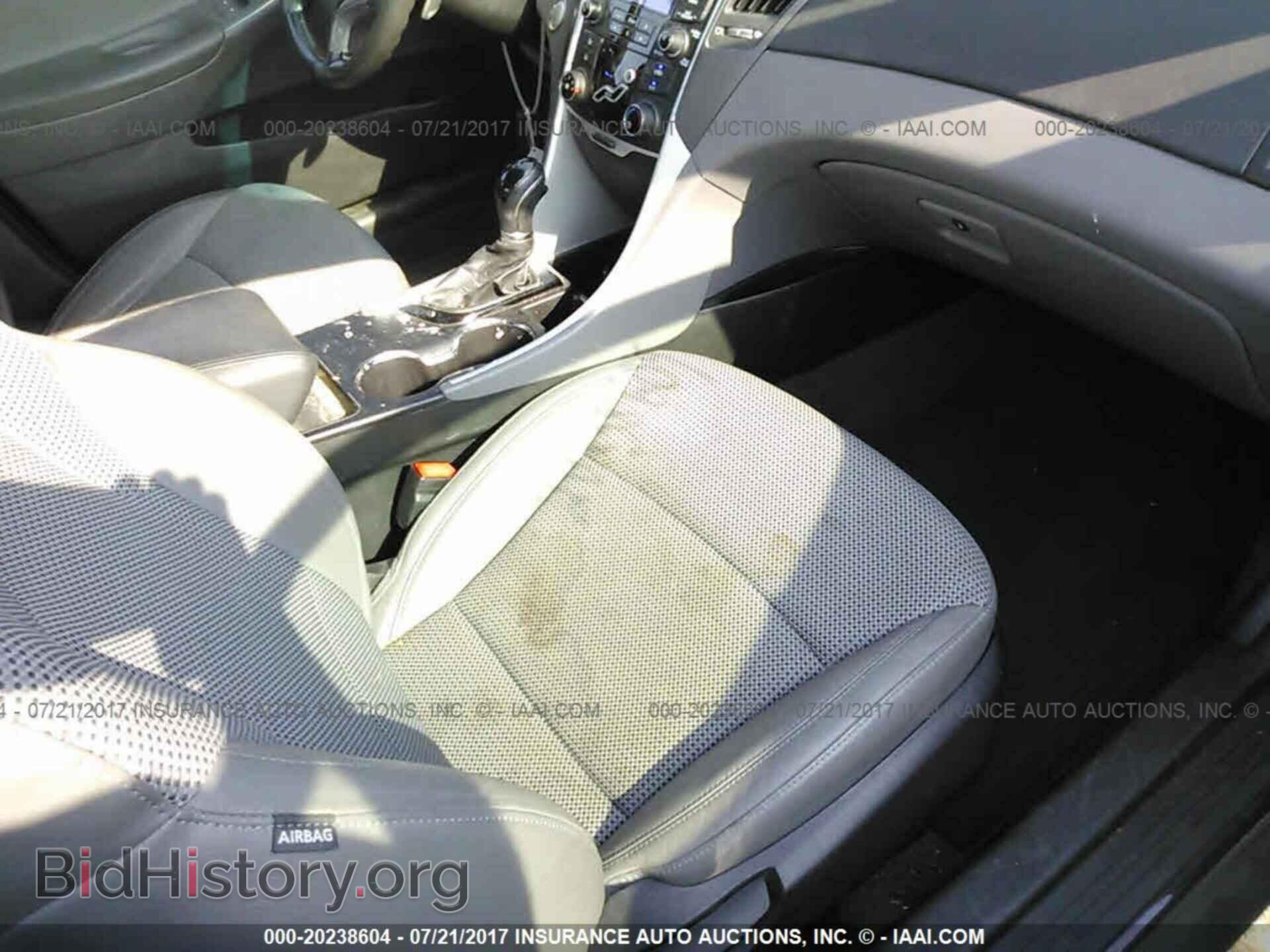 2012 Hyundai Sonata - VIN: 5NPEC4AC2CH436224 - Photo 5