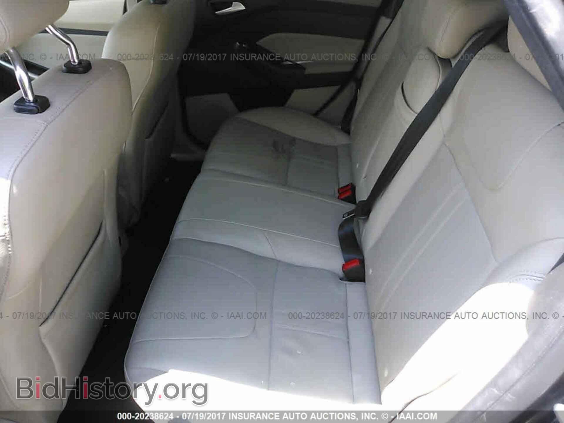 2012 Ford Focus - VIN: 1FAHP3M20CL369851 - Photo 8