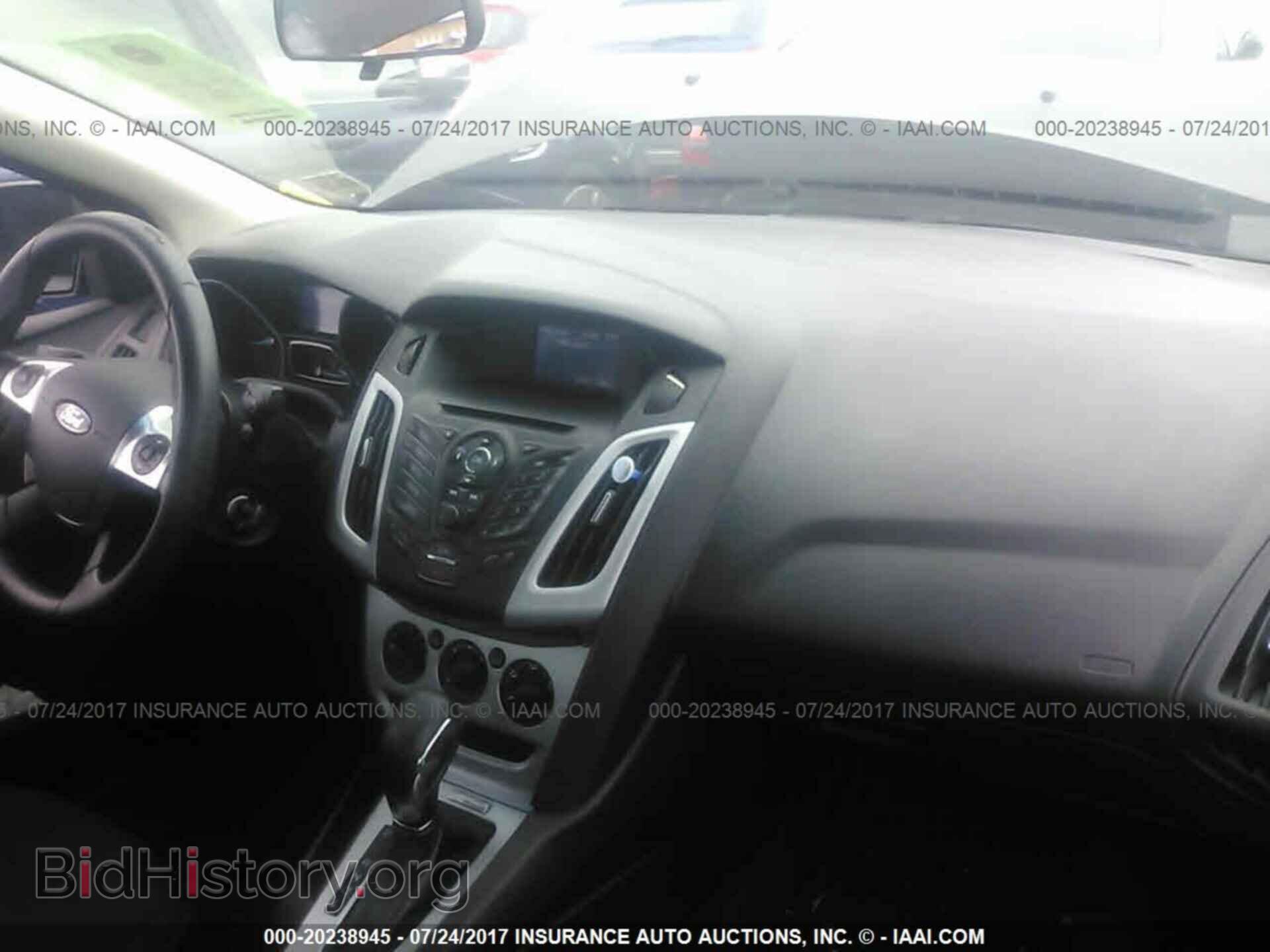2014 Ford Focus - VIN: 1FADP3F20EL178798 - Photo 5