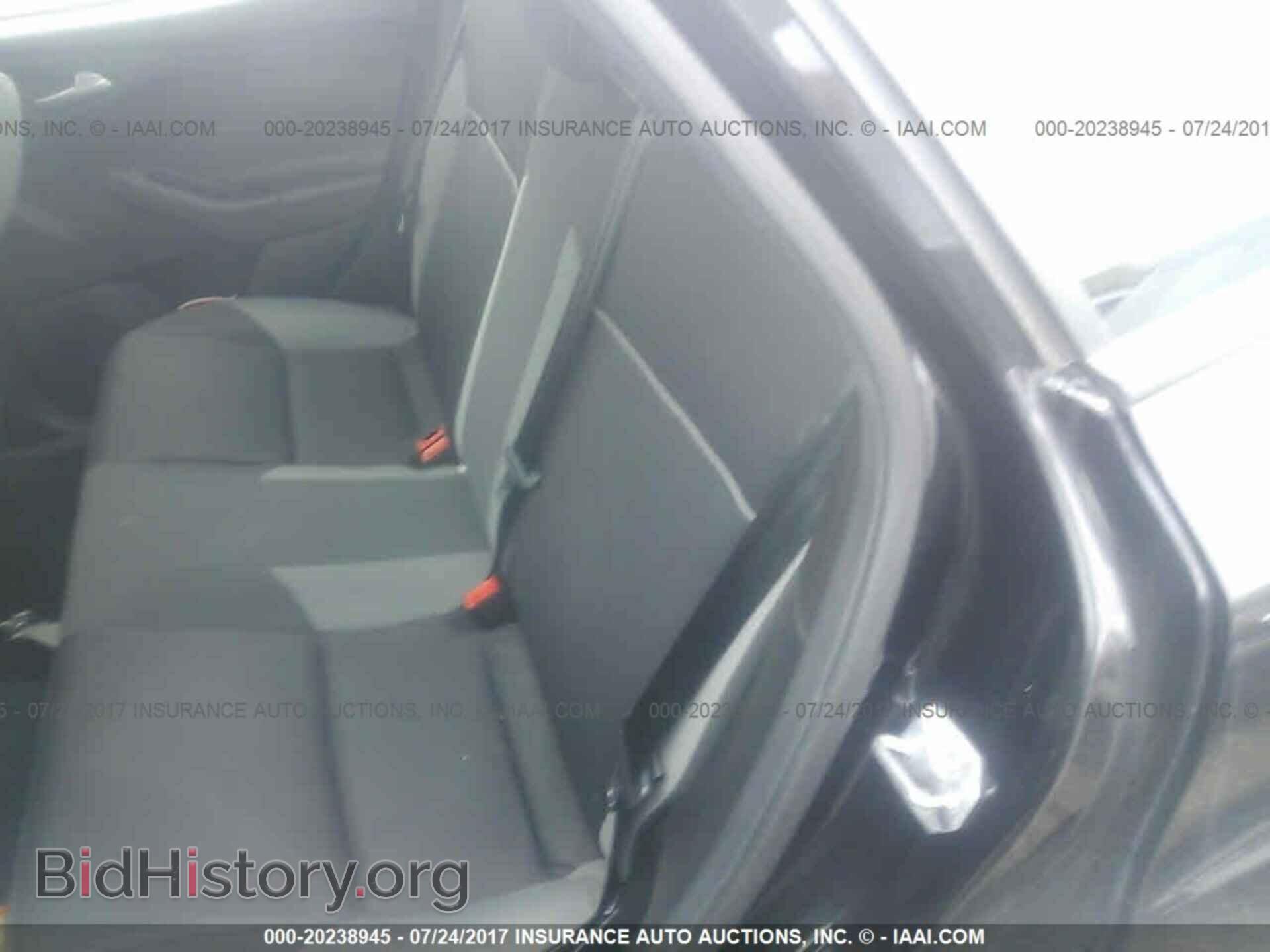 2014 Ford Focus - VIN: 1FADP3F20EL178798 - Photo 8