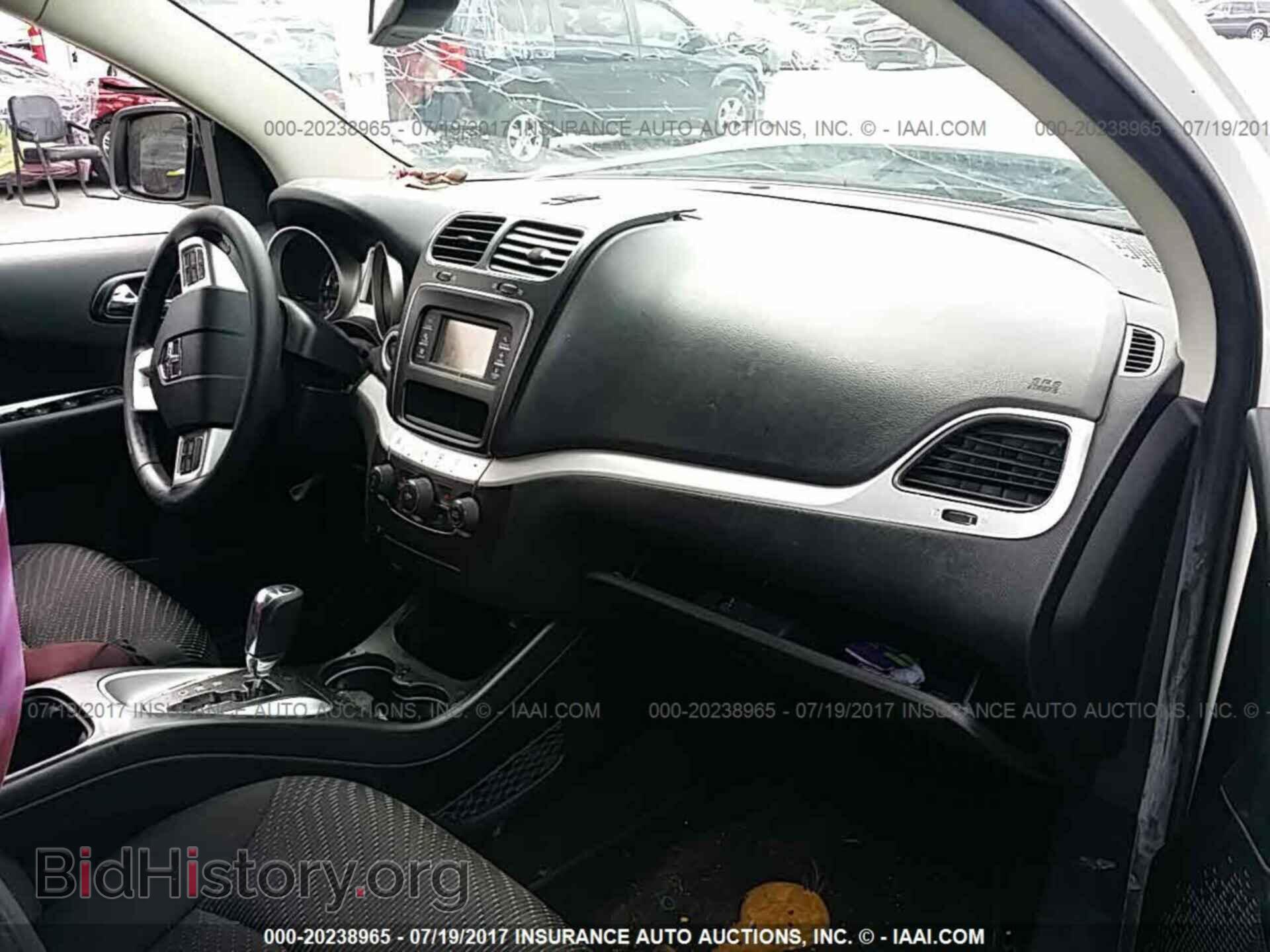 2016 Dodge Journey - VIN: 3C4PDCAB1GT166853 - Photo 5