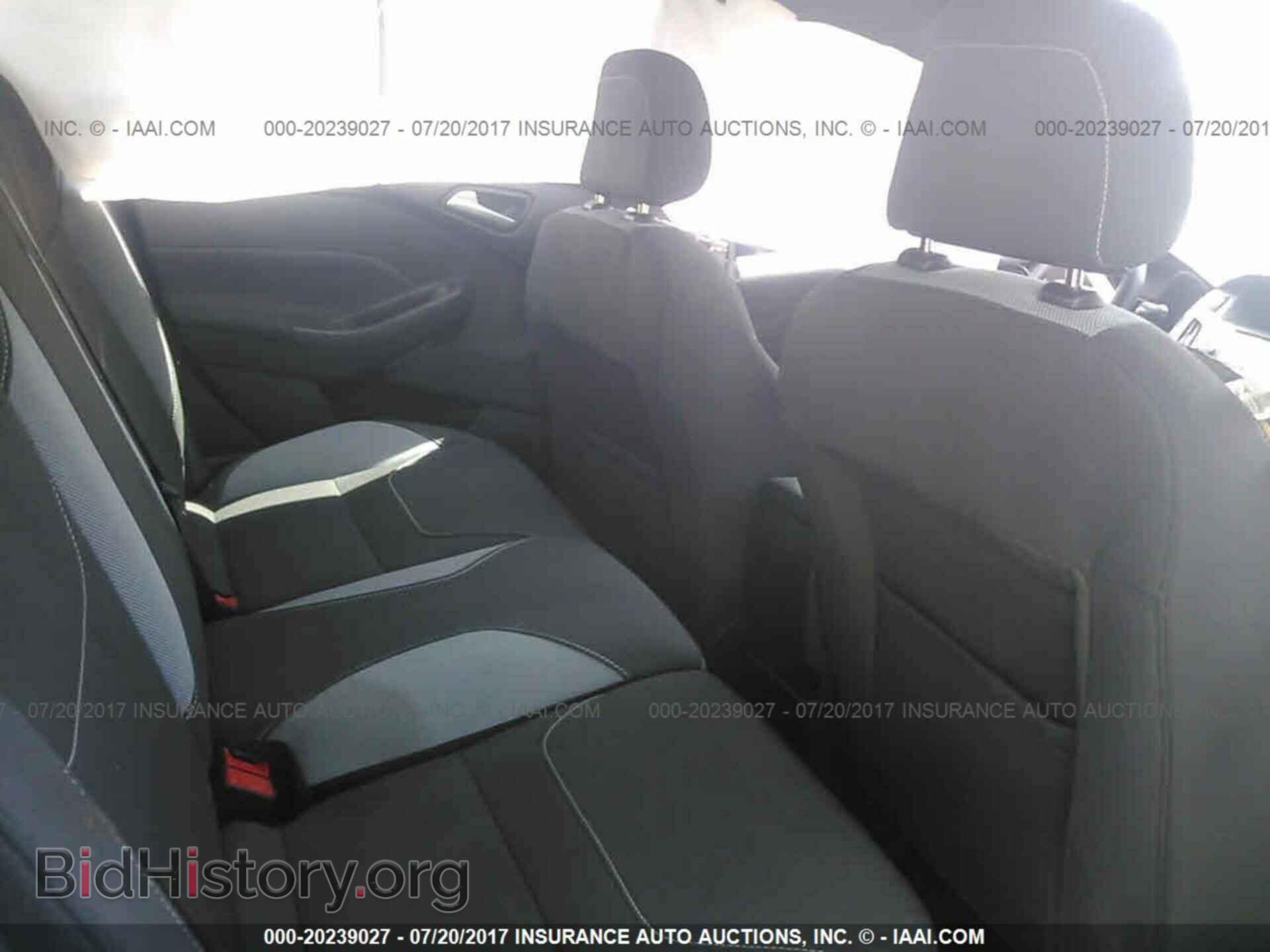 2016 Ford Focus - VIN: 1FADP3L96GL241679 - Фото 8