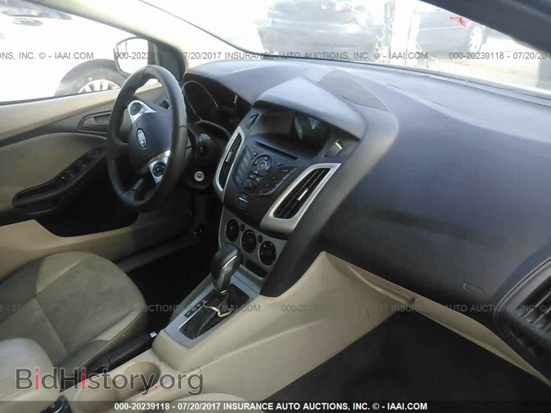 2012 Ford Focus - VIN: 1FAHP3F25CL131541 - Photo 5