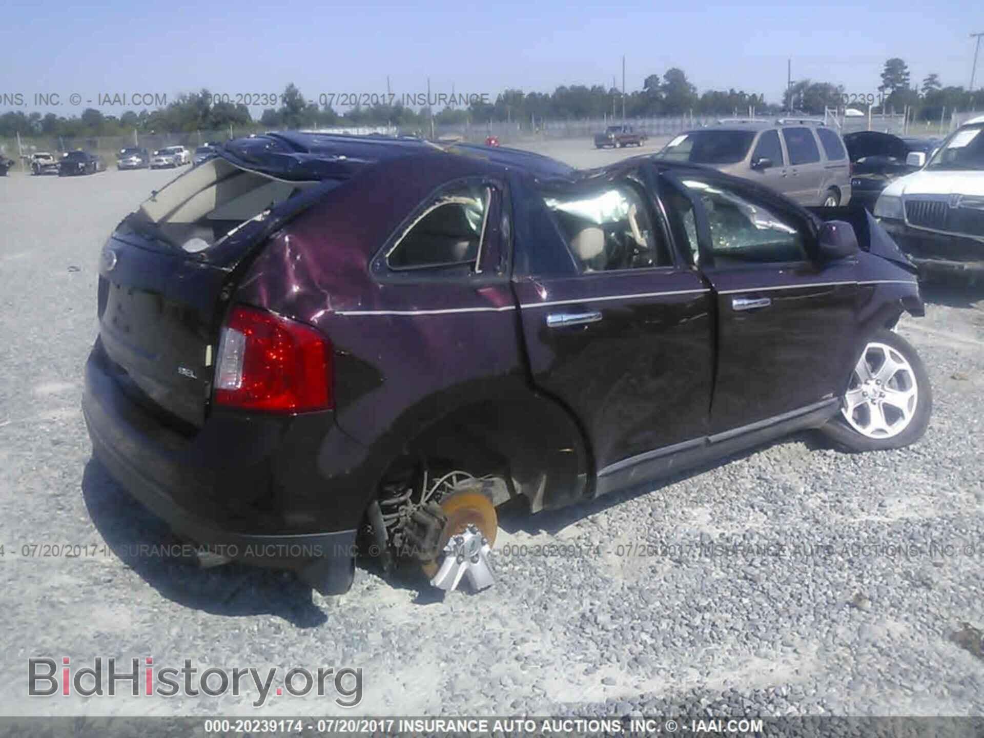 2011 Ford Edge - VIN: 2FMDK3JCXBBA03460 - Photo 4