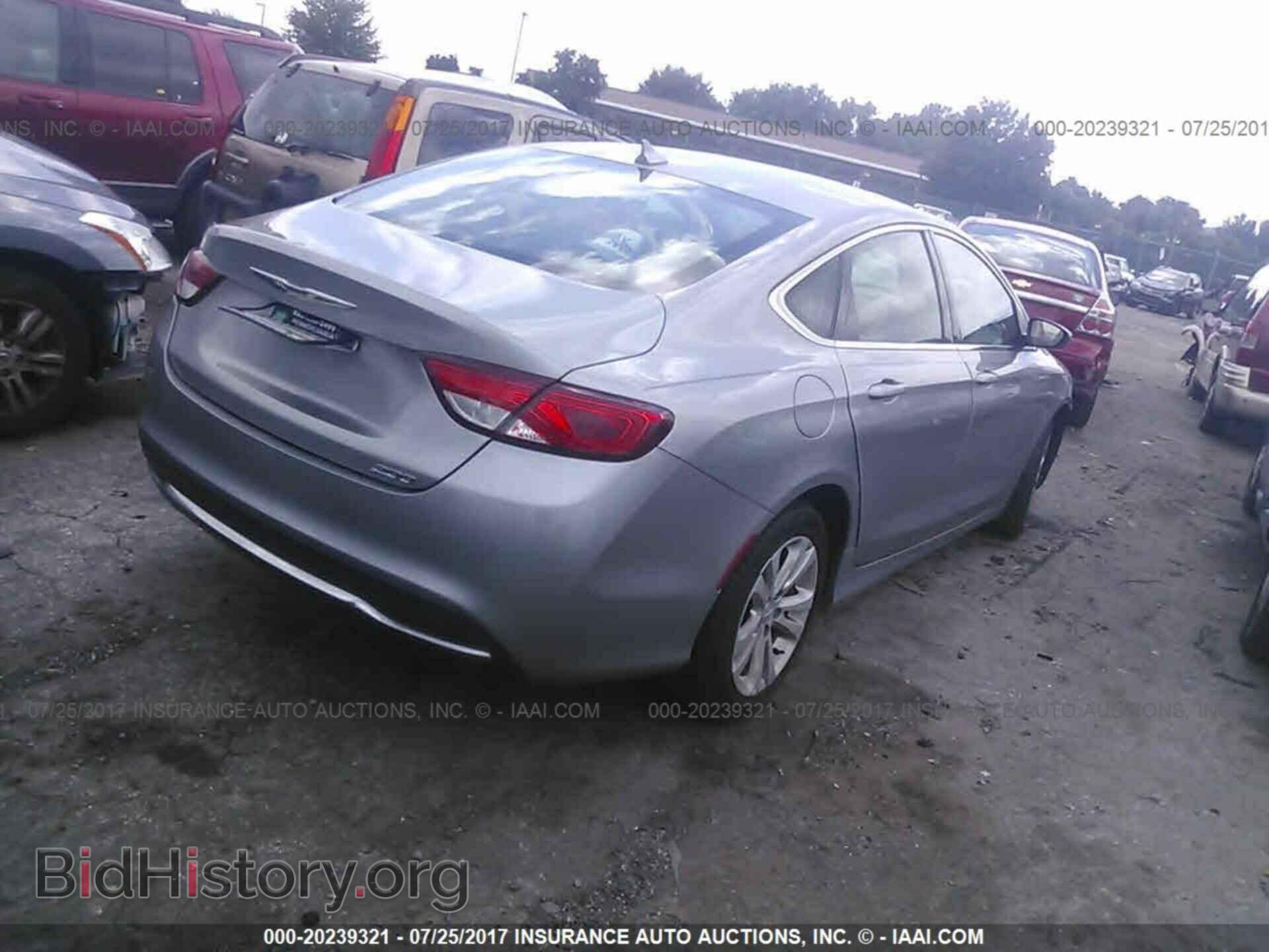 2016 Chrysler 200 - VIN: 1C3CCCAB8GN160683 - Фото 4