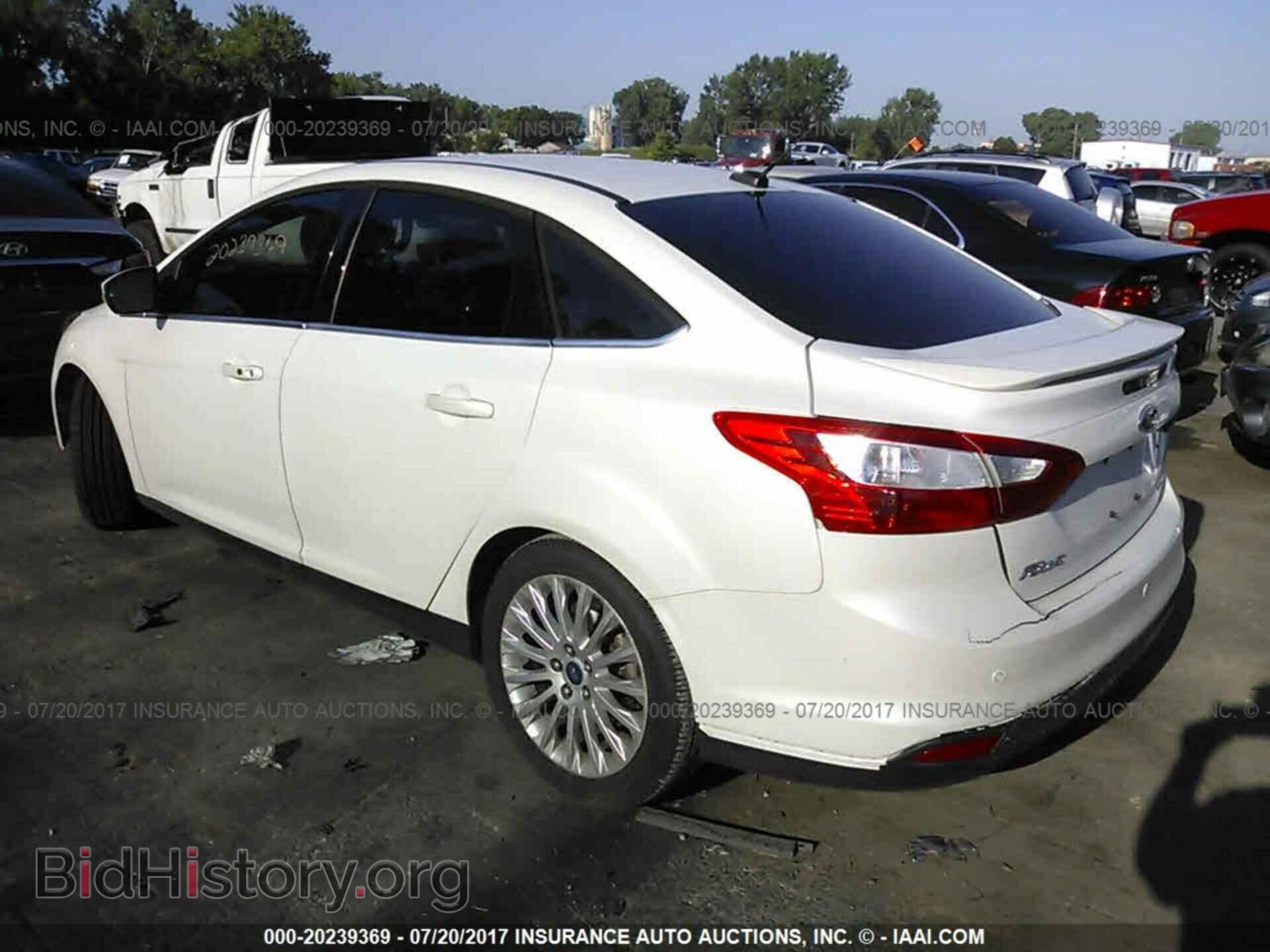 2012 Ford Focus - VIN: 1FAHP3J29CL290148 - Photo 3