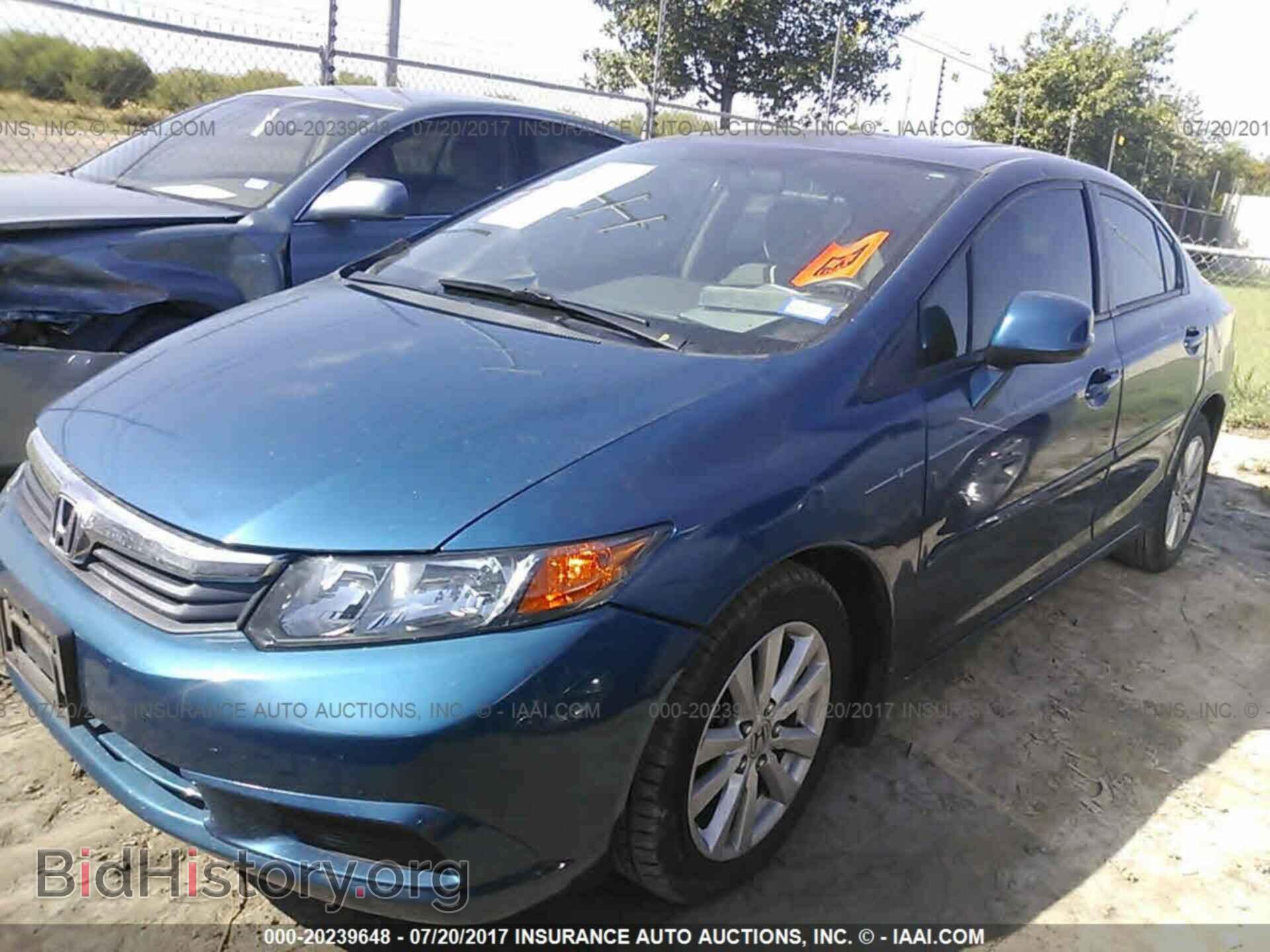 2012 Honda Civic - VIN: 2HGFB2F83CH550534 - Фото 2