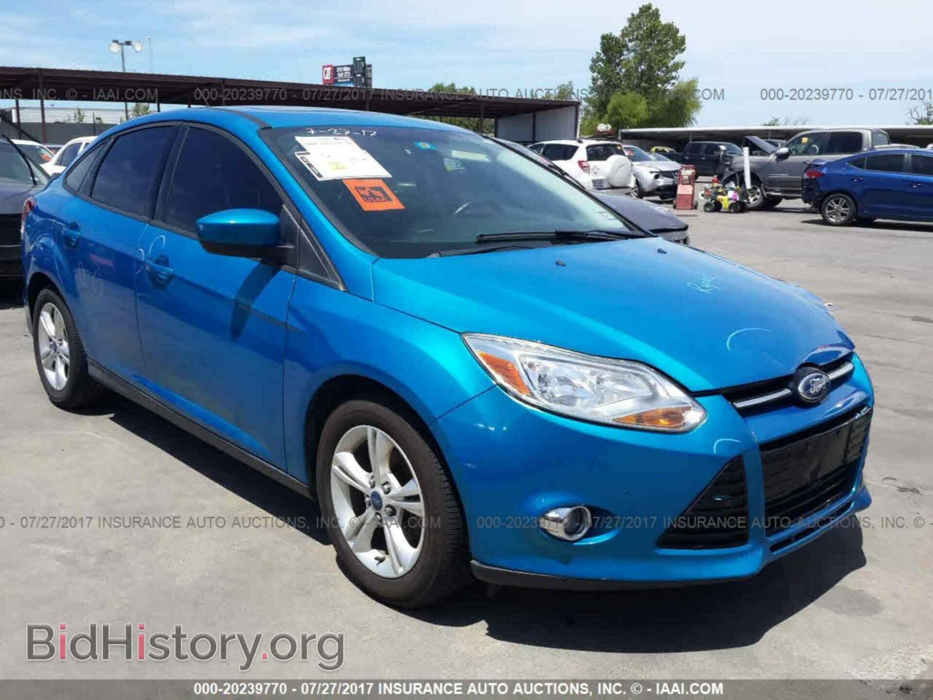 Photo 1FAHP3F28CL315906 - Ford Focus 2012