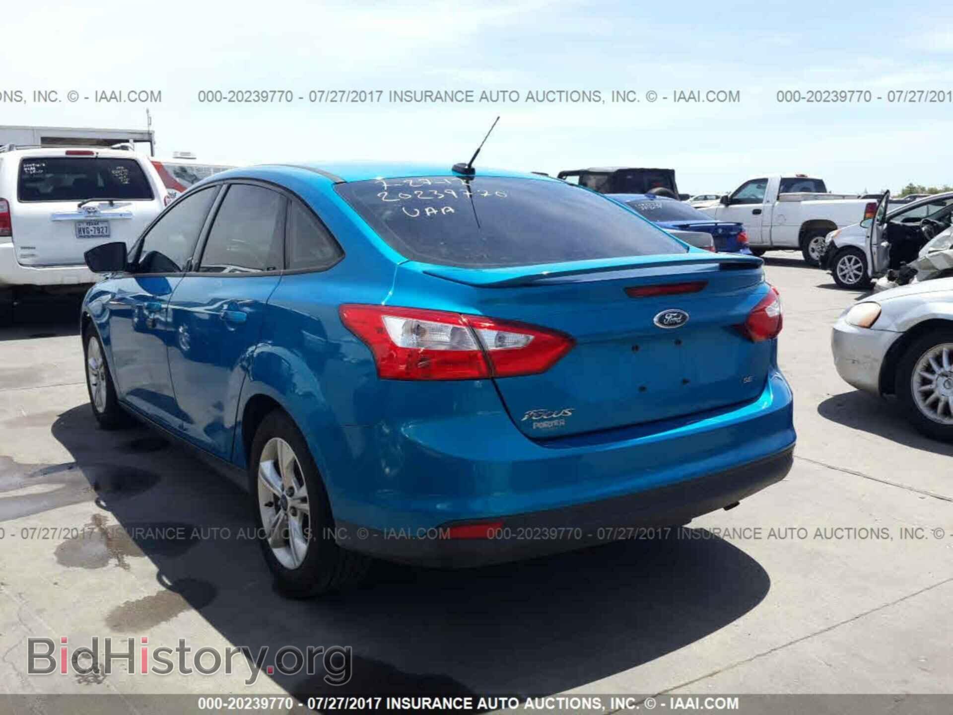 2012 Ford Focus - VIN: 1FAHP3F28CL315906 - Photo 3