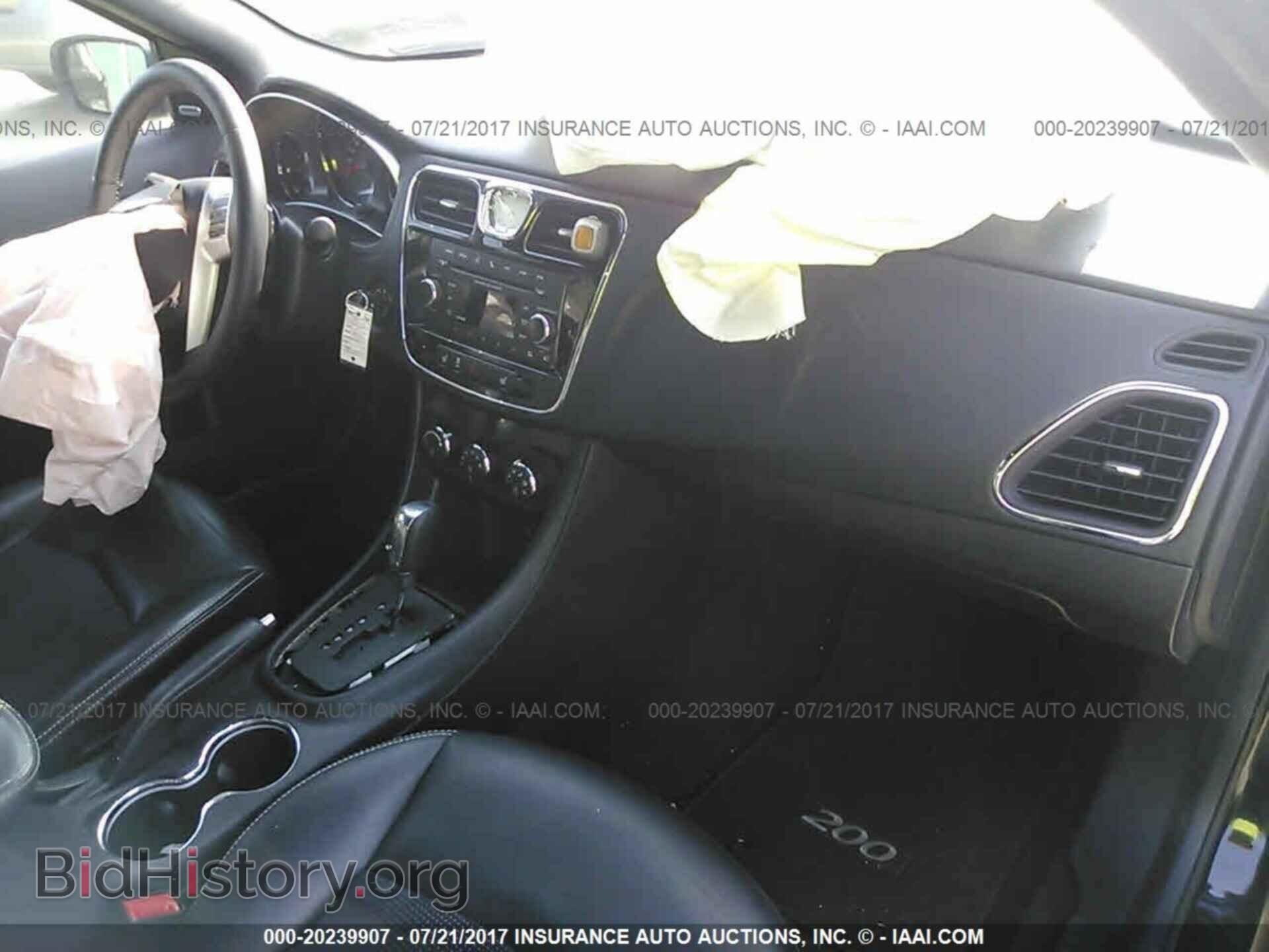 2014 Chrysler 200 - VIN: 1C3CCBCG5EN172838 - Фото 5