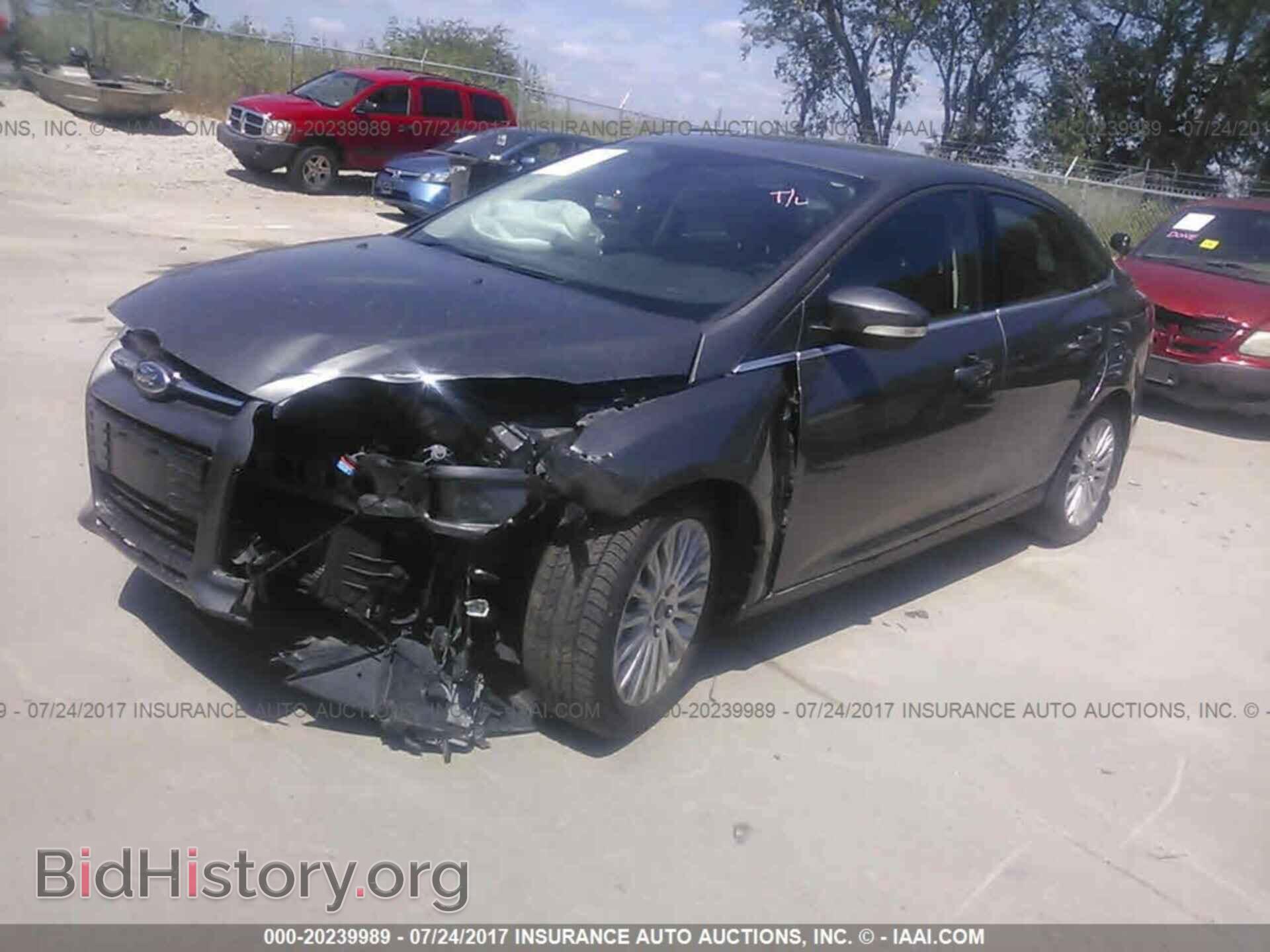 2012 Ford Focus - VIN: 1FAHP3J21CL320999 - Photo 2