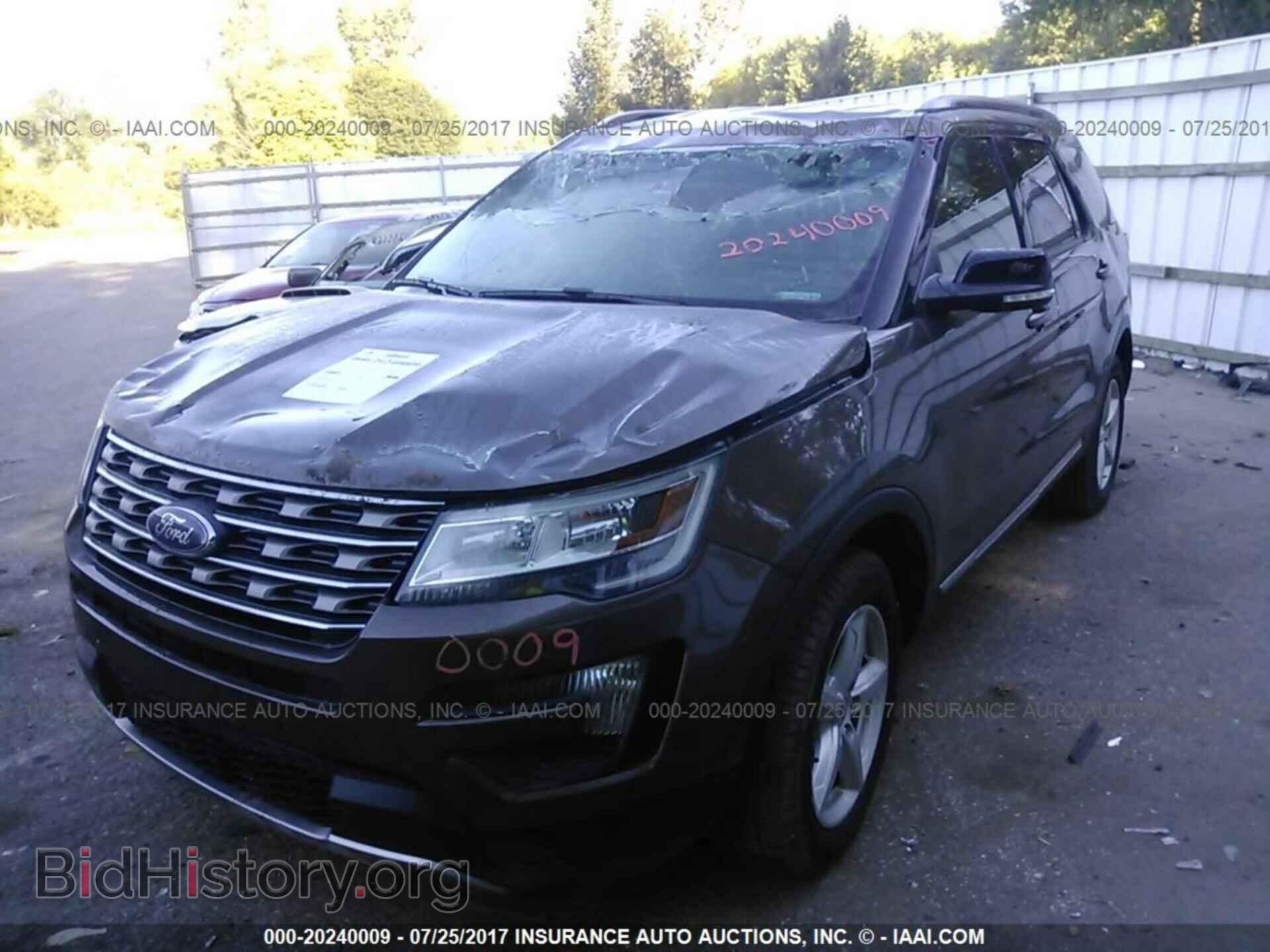 2016 Ford Explorer - VIN: 1FM5K8D85GGA30333 - Photo 2