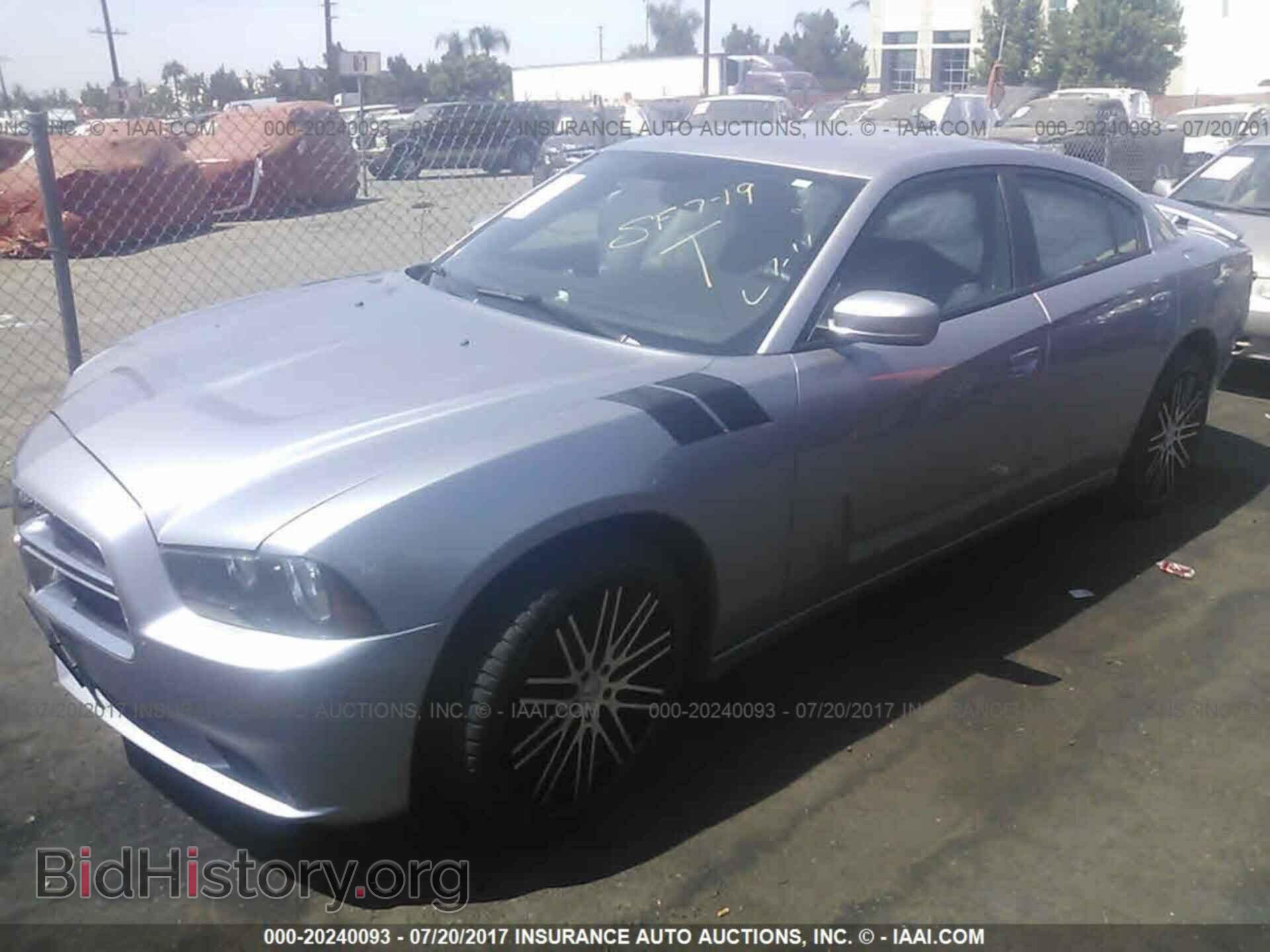 2013 Dodge Charger - VIN: 2C3CDXBG7DH622279 - Photo 2