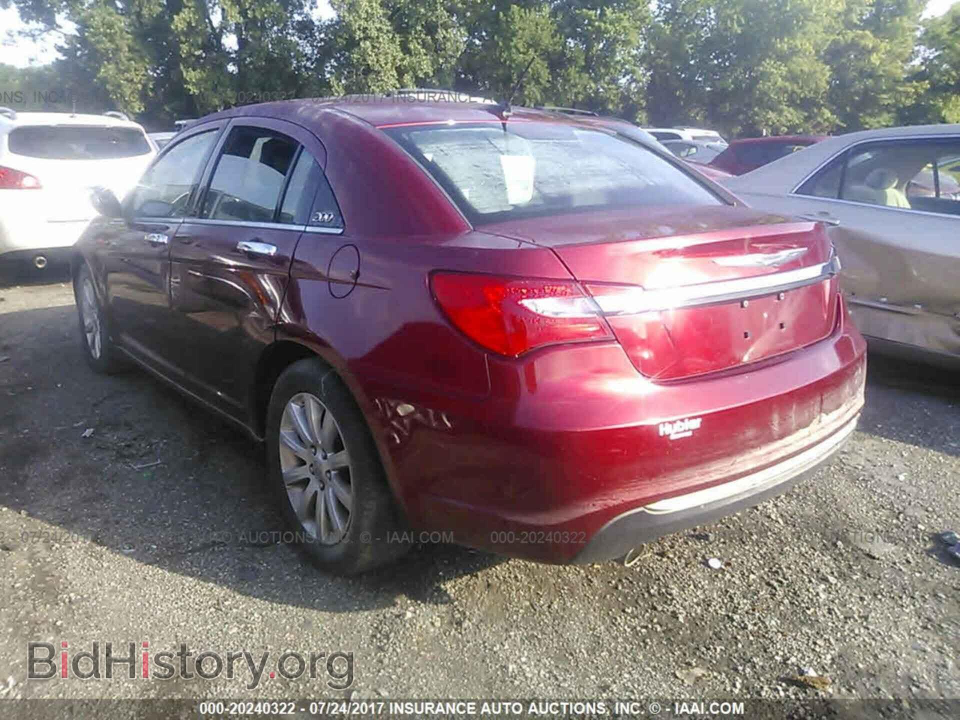 2013 Chrysler 200 - VIN: 1C3CCBCG2DN553285 - Photo 3