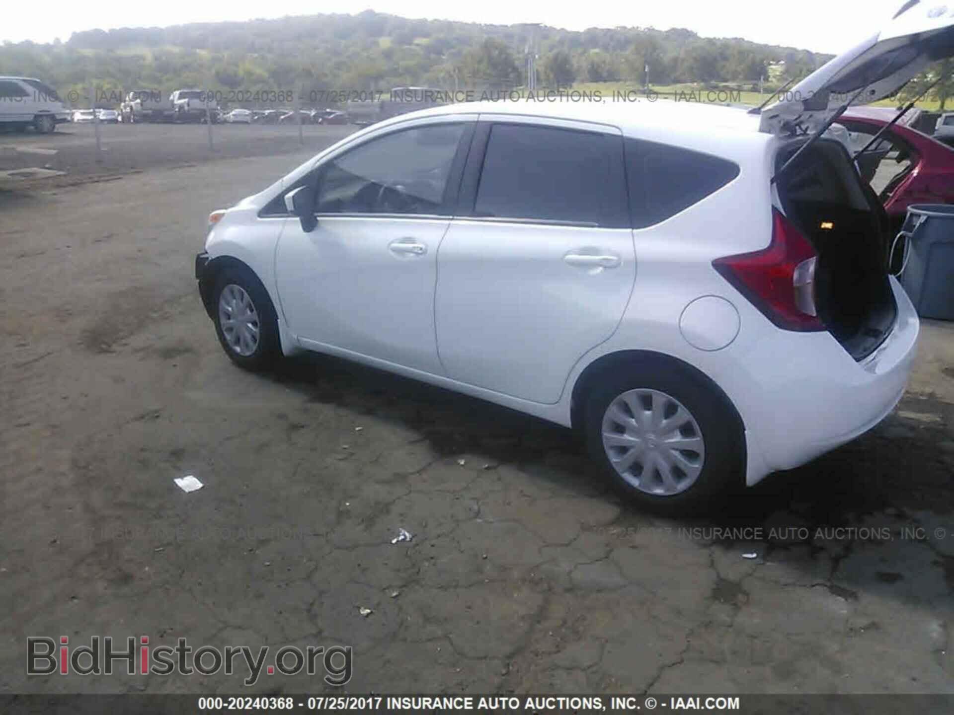 2015 Nissan Versa note - VIN: 3N1CE2CP1FL431836 - Фото 3