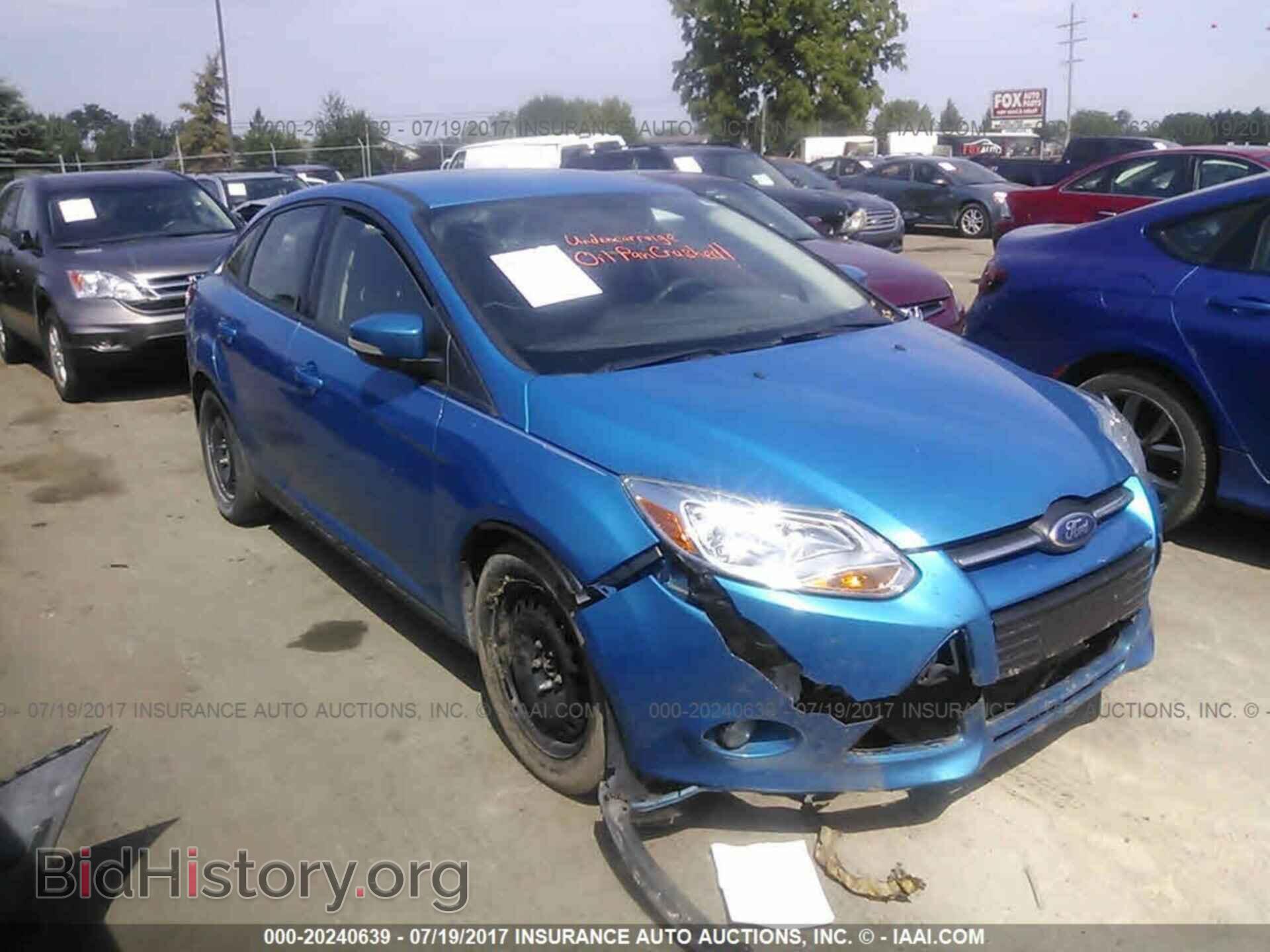 Photo 1FAHP3F22CL319935 - Ford Focus 2012