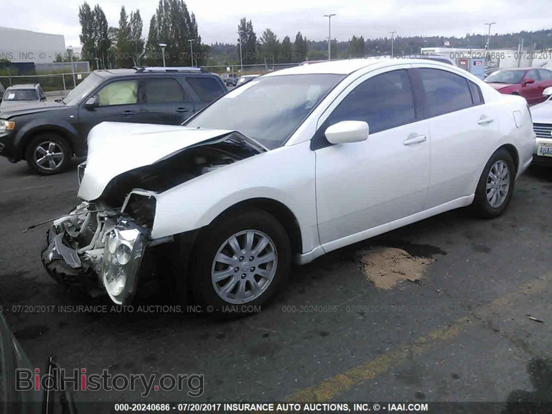 2011 Mitsubishi Galant - VIN: 4A32B2FF5BE018040 - Фото 2