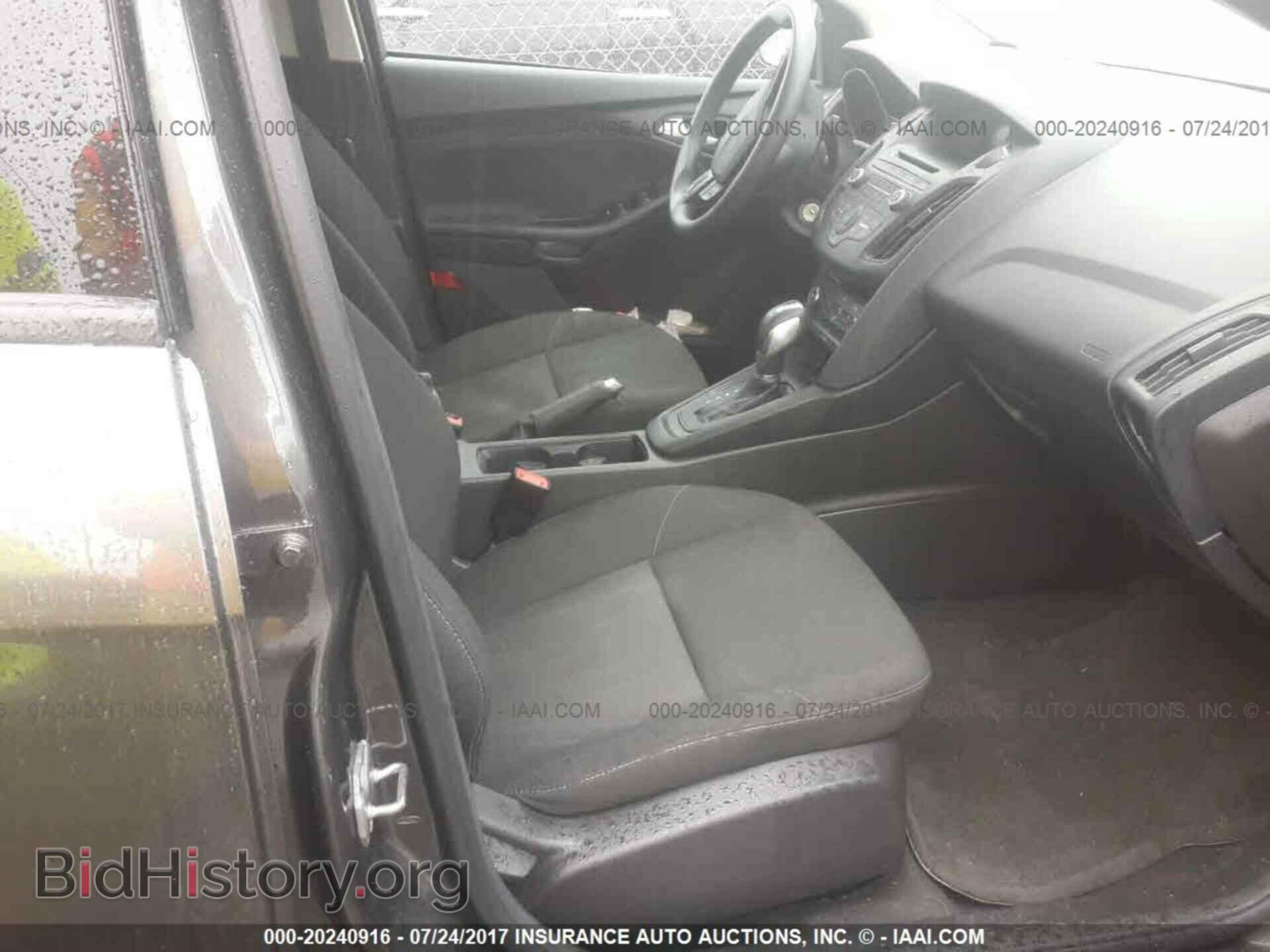 2016 Ford Focus - VIN: 1FADP3F24GL247897 - Фото 5