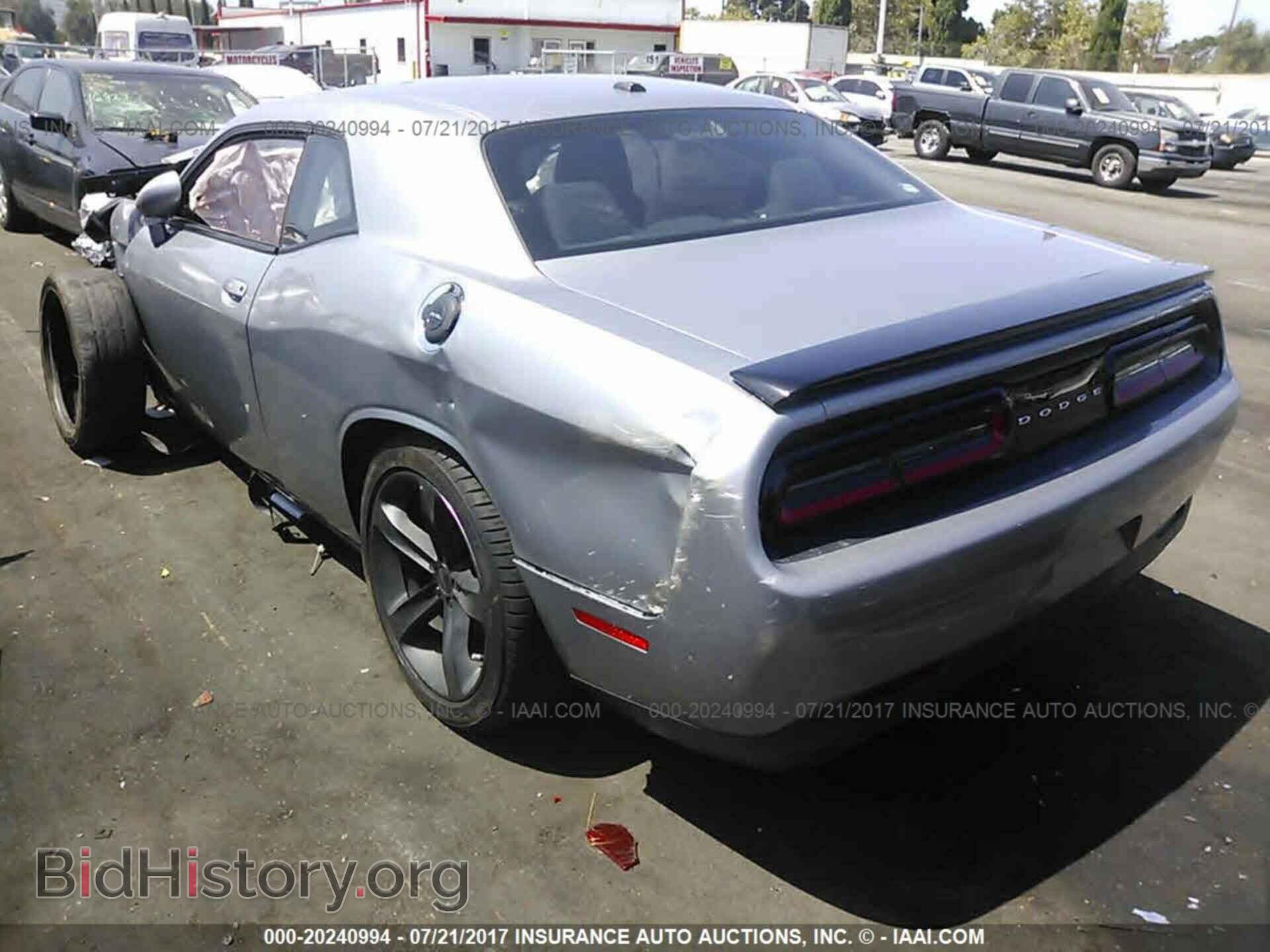2015 Dodge Challenger - VIN: 2C3CDZAT6FH782733 - Photo 3