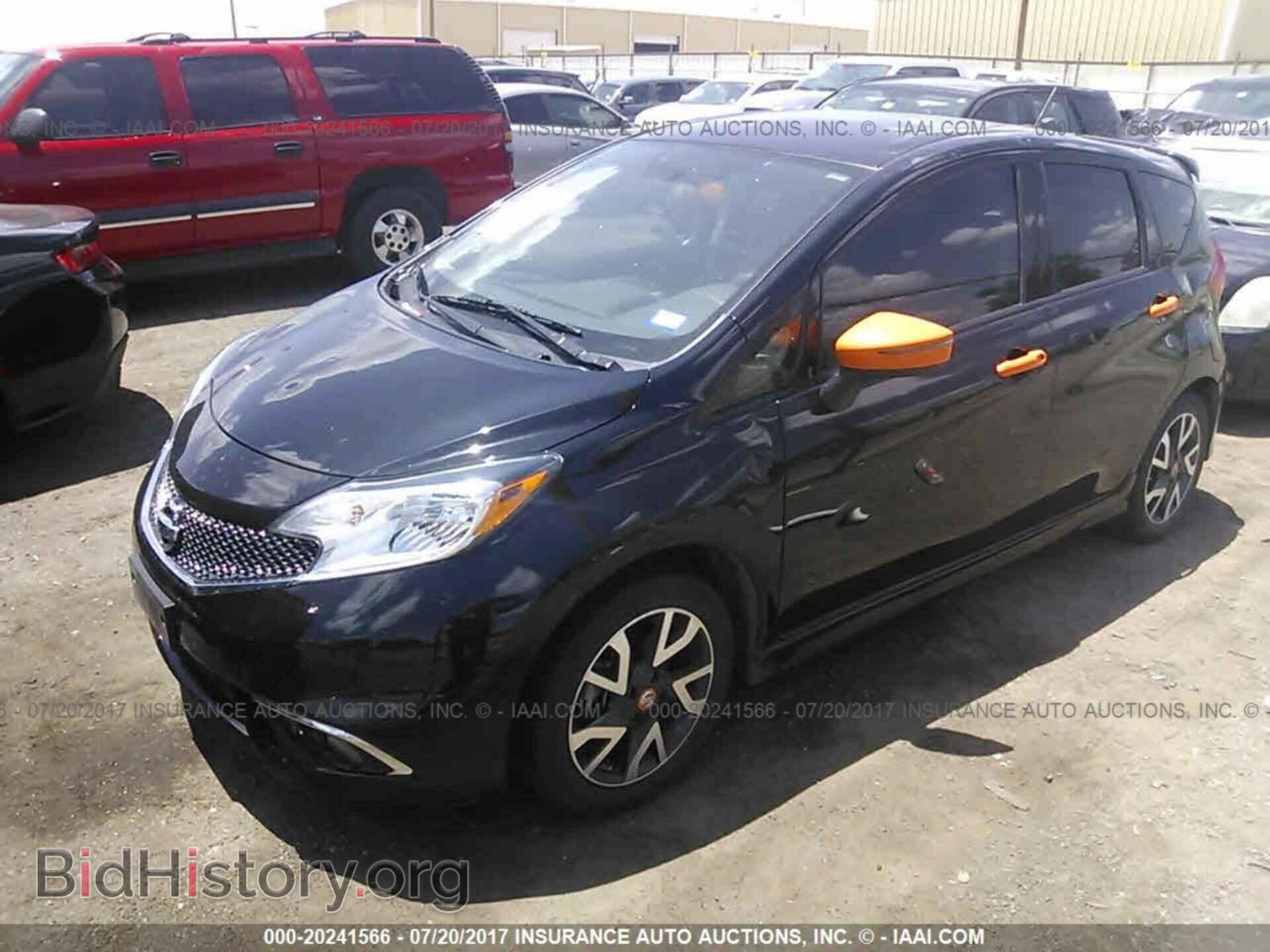 2015 Nissan Versa note - VIN: 3N1CE2CP2FL449536 - Фото 2